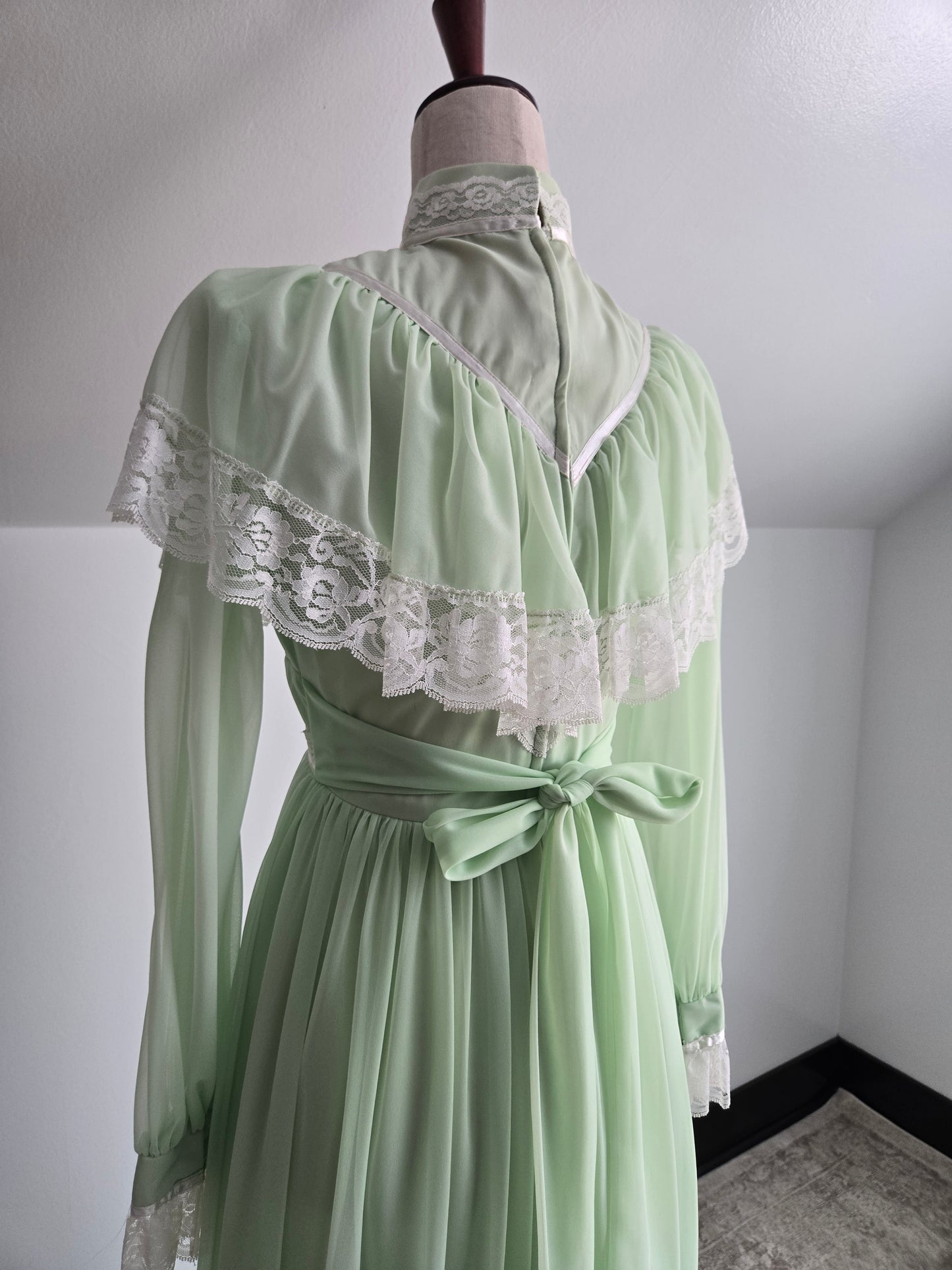 Vintage 1970s Union Made Lime Green Coquette Formal Dress - Small