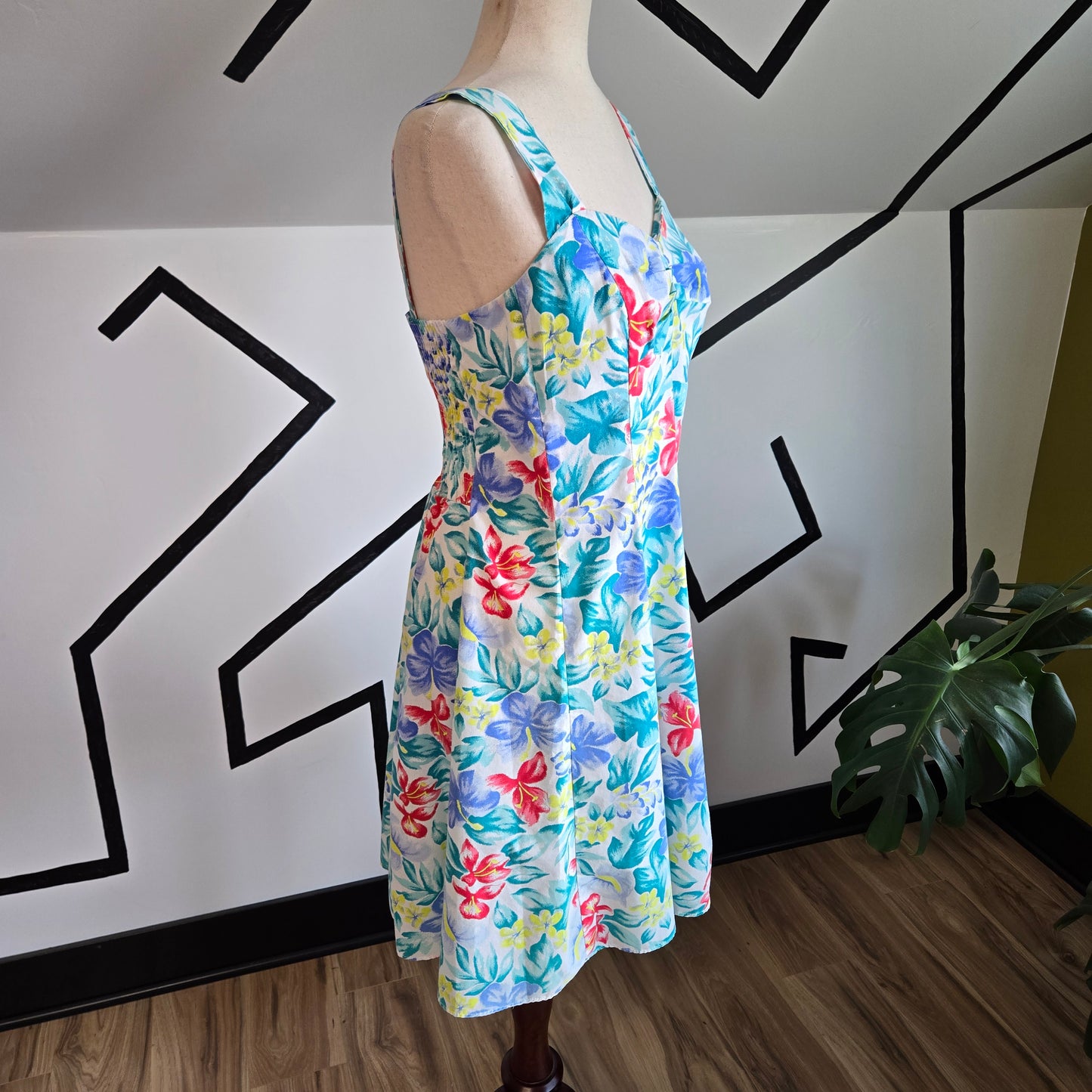 Rare Vintage 1980s Royal Creations Made in Hawaii Strap Dress - medium