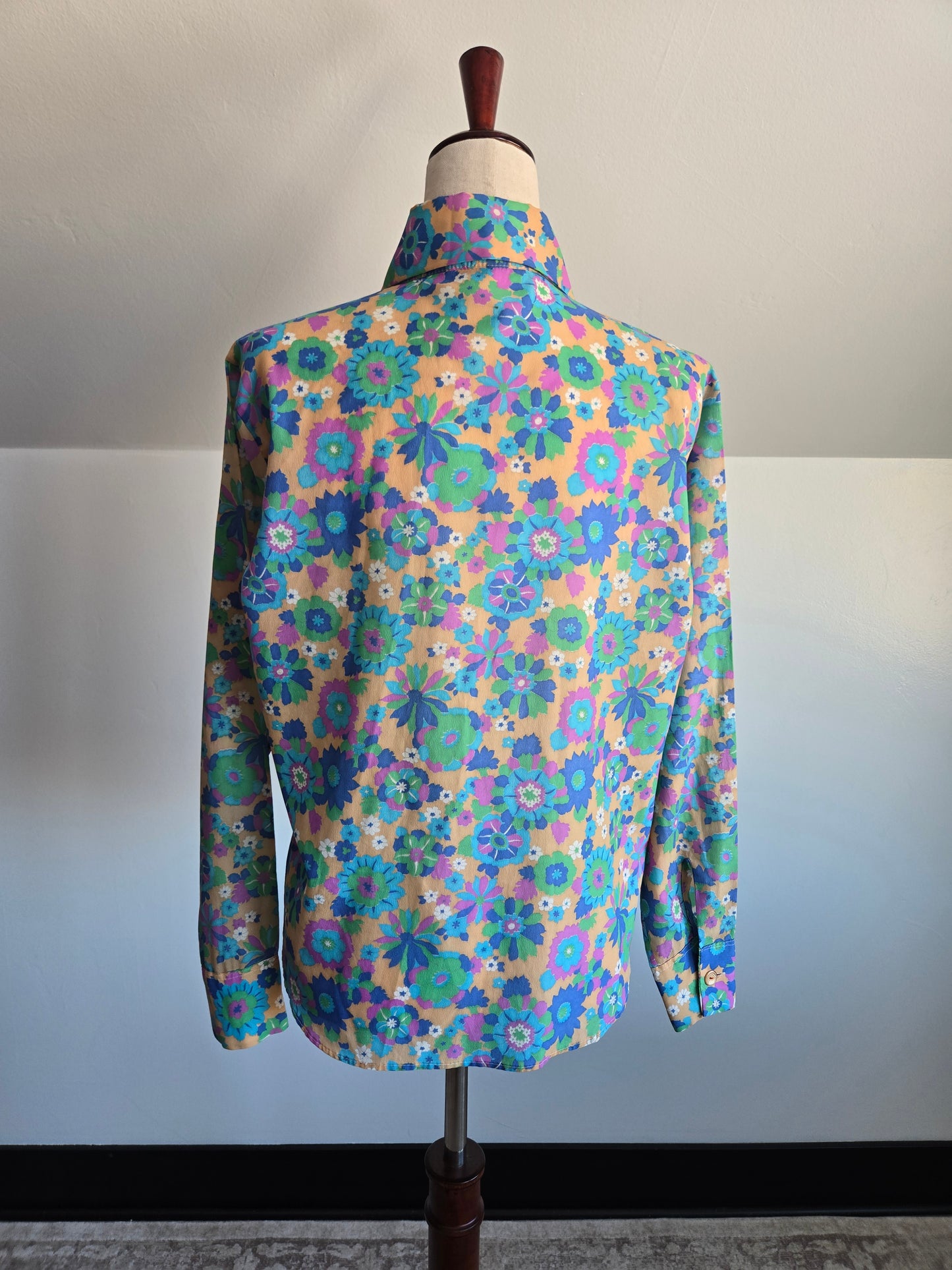 Talia Vintage 70s Floral Daggr Collar Top - M/L