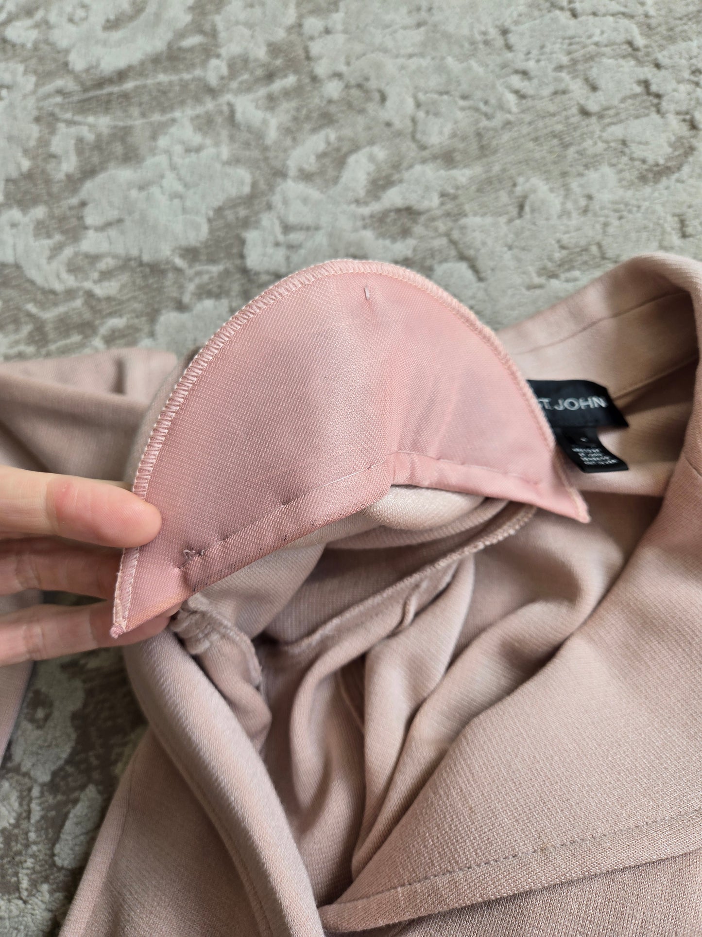 St John Pale Pink Knit Blazer - Size 4