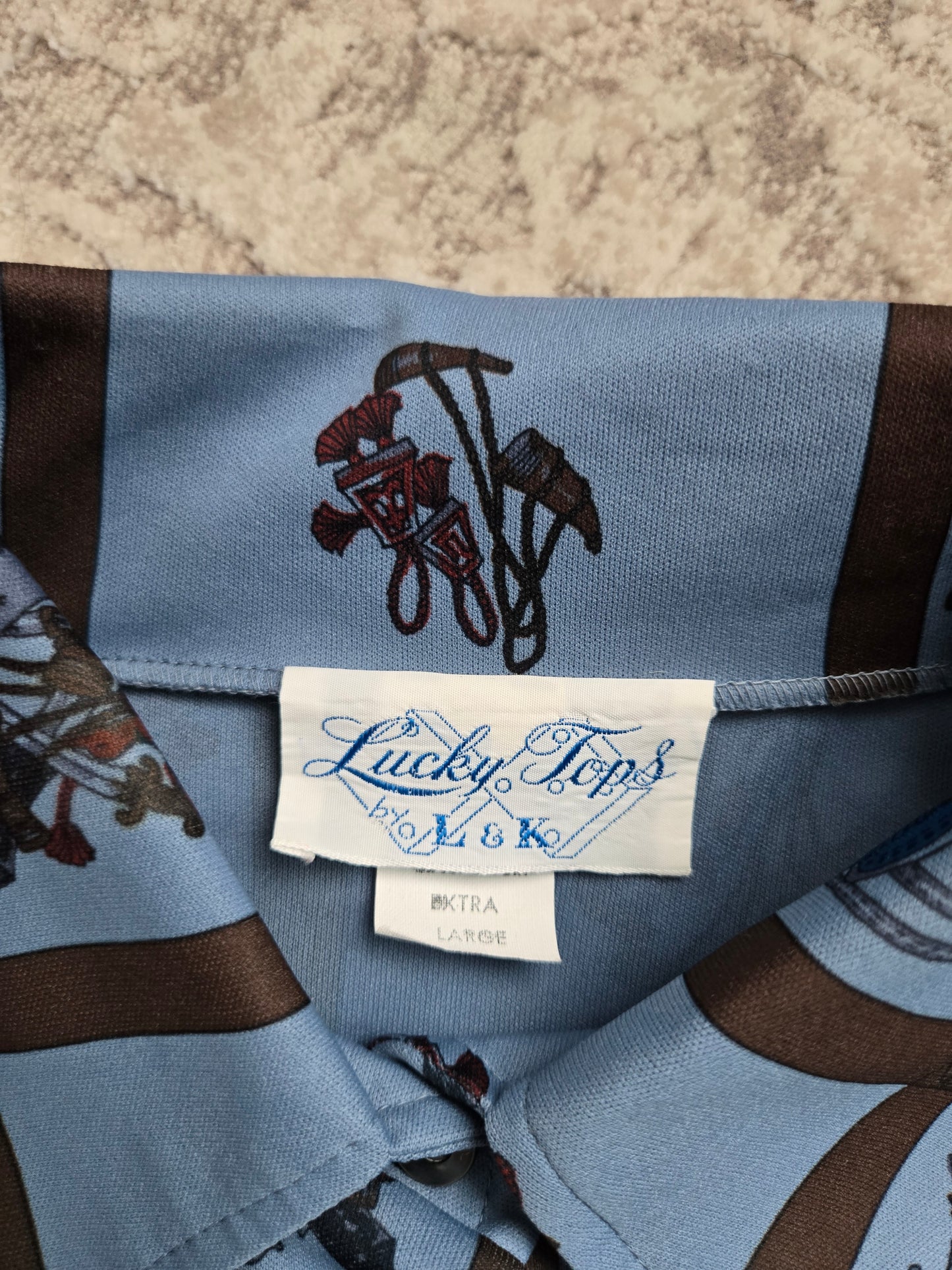 Lucky Tops by L&K Vintage Hunting Still Life Print Top - XL