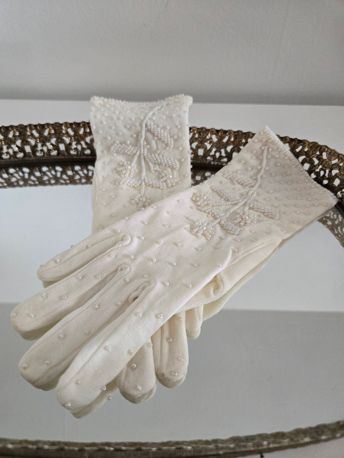 Vintage 1950s Deadstock Nylon Gloves with Pearls - Small
