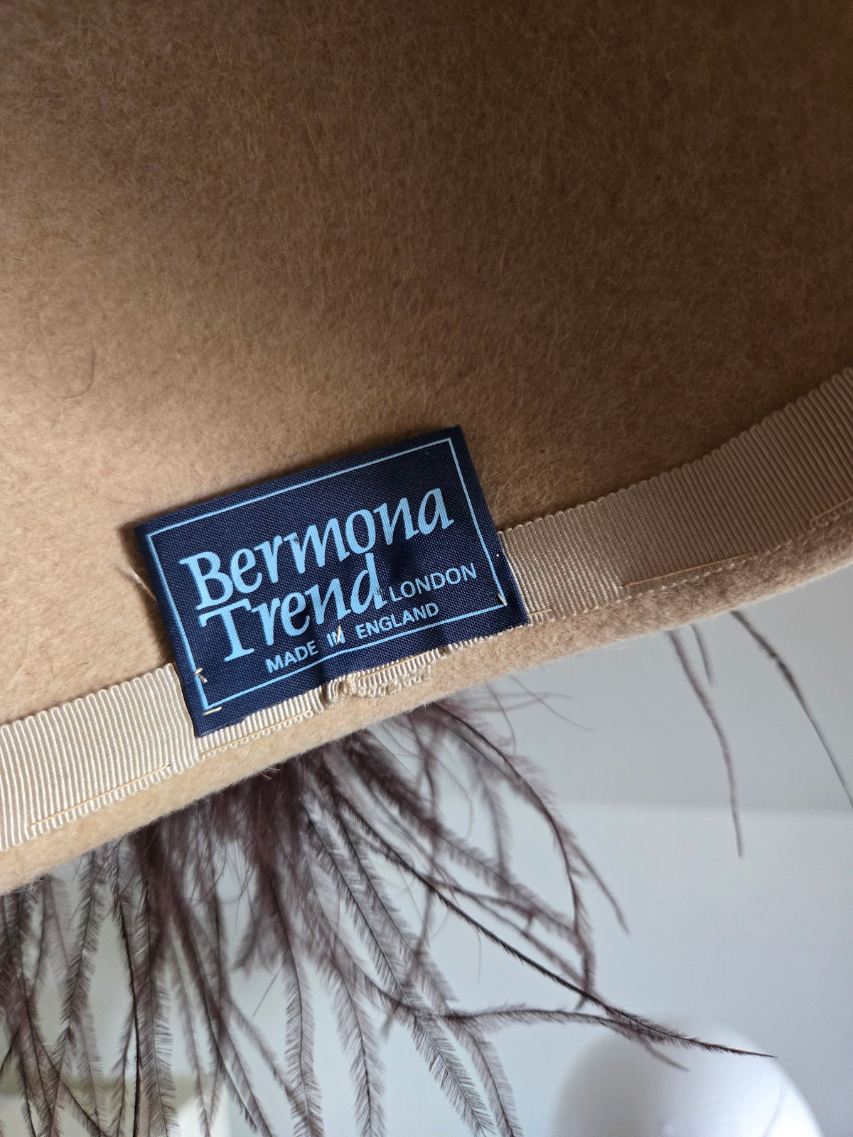 Vintage Bermona London Brown Wool and Ostrich Feather Fascinator