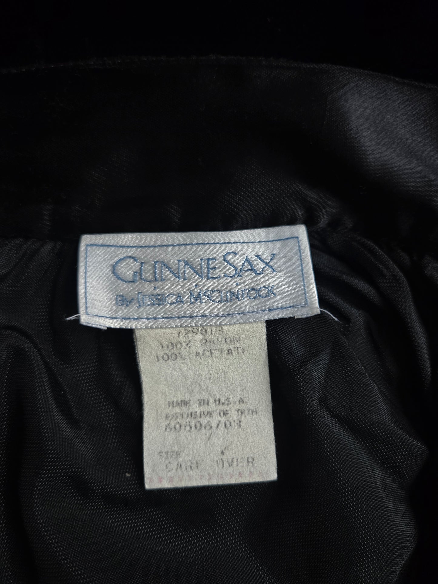 Gunne Sax by Jessica McClintok Black Velvet Skirt - XS