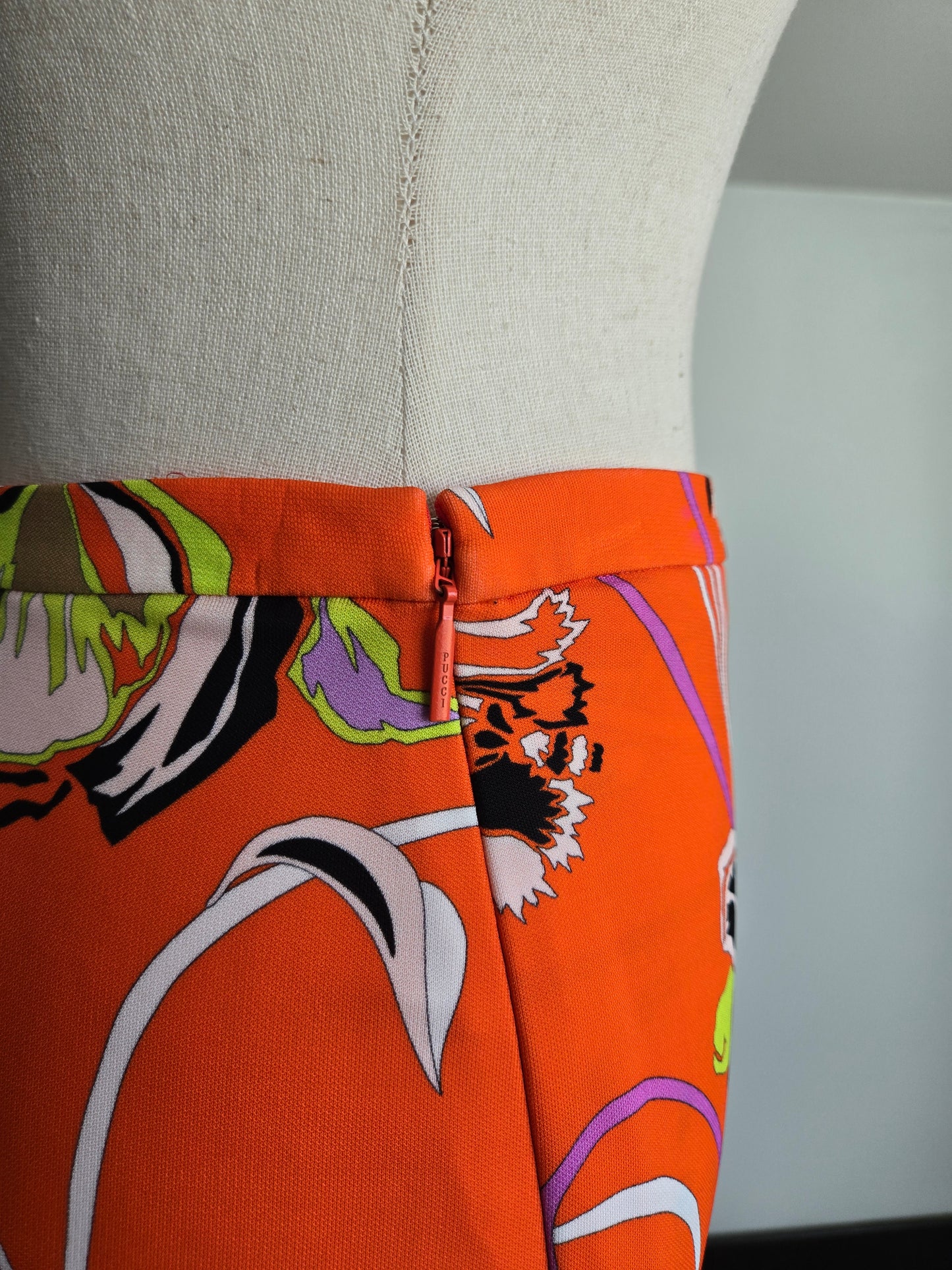 Vintage Emilio Pucci Made in Italy Fluilio Signed Print Skirt - Small