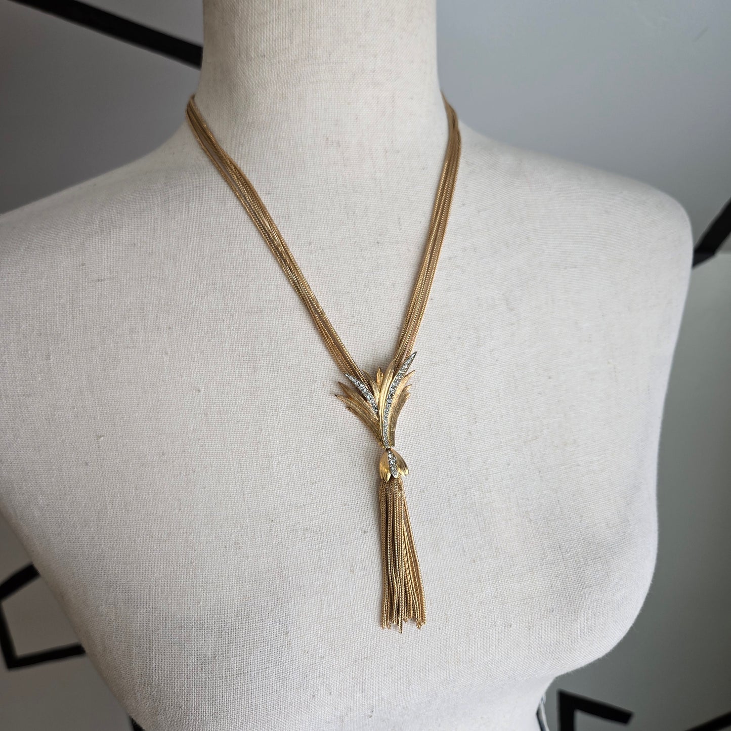 Rare Vintage Kramer 1960s Regal Necklace