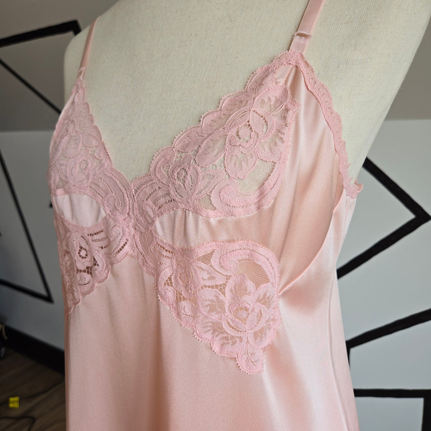 Vanity Fair Vintage Pink Slip Dress with Gorgeous Lace Detailing - Small/Medium