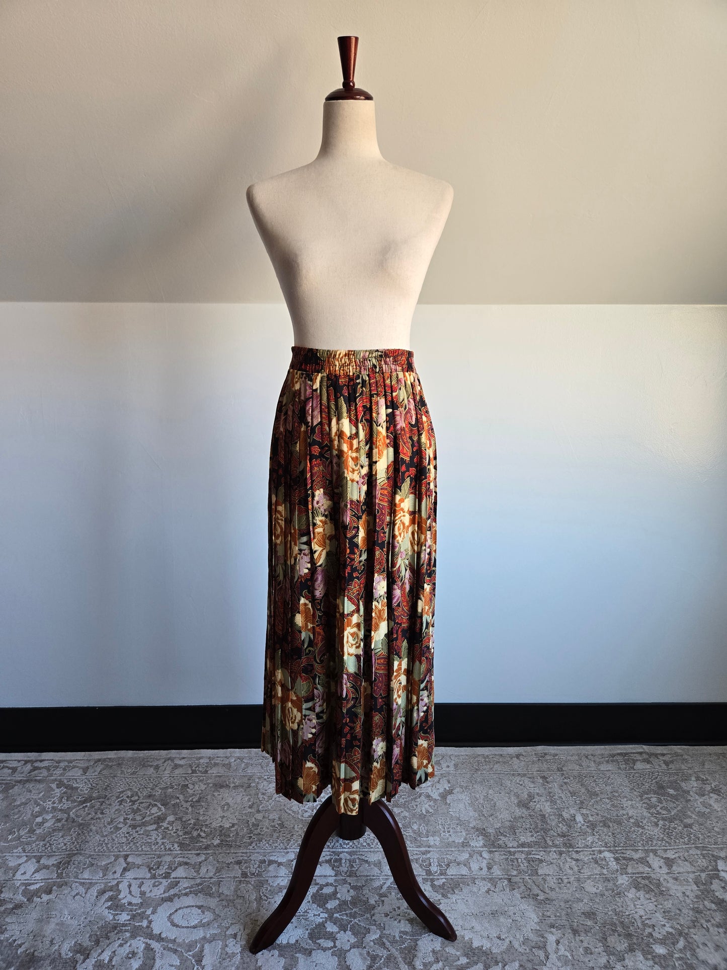 Melrose Vintage 90s Rayon Skirt - S/M/L