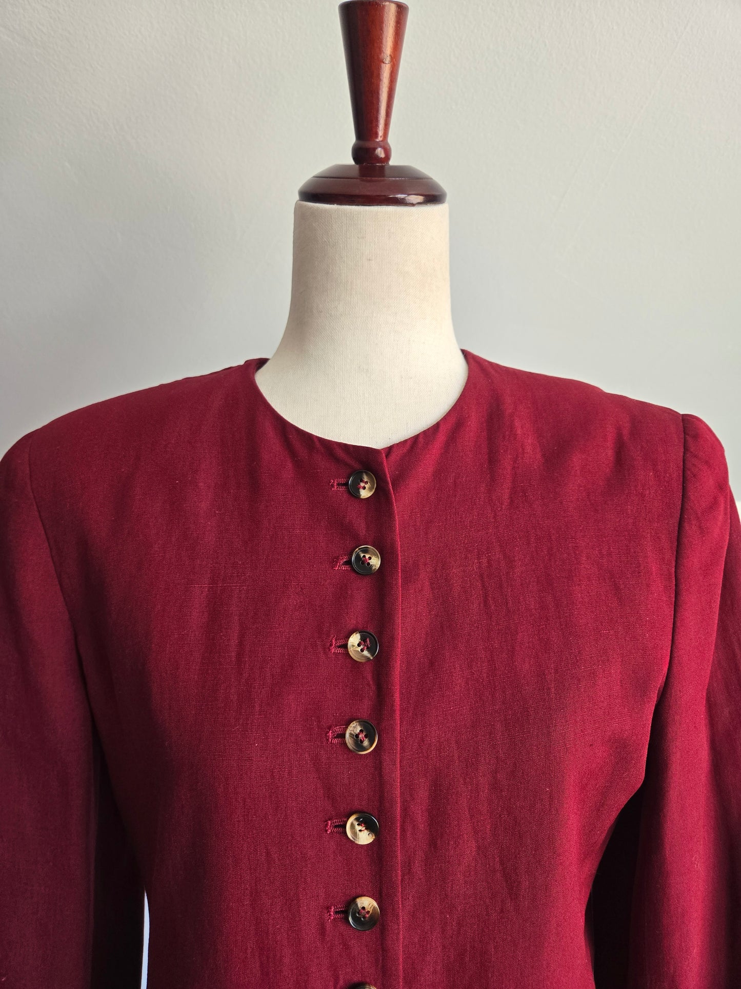 Vintage Jones New York Burgundy Linen Blazer - Size 6