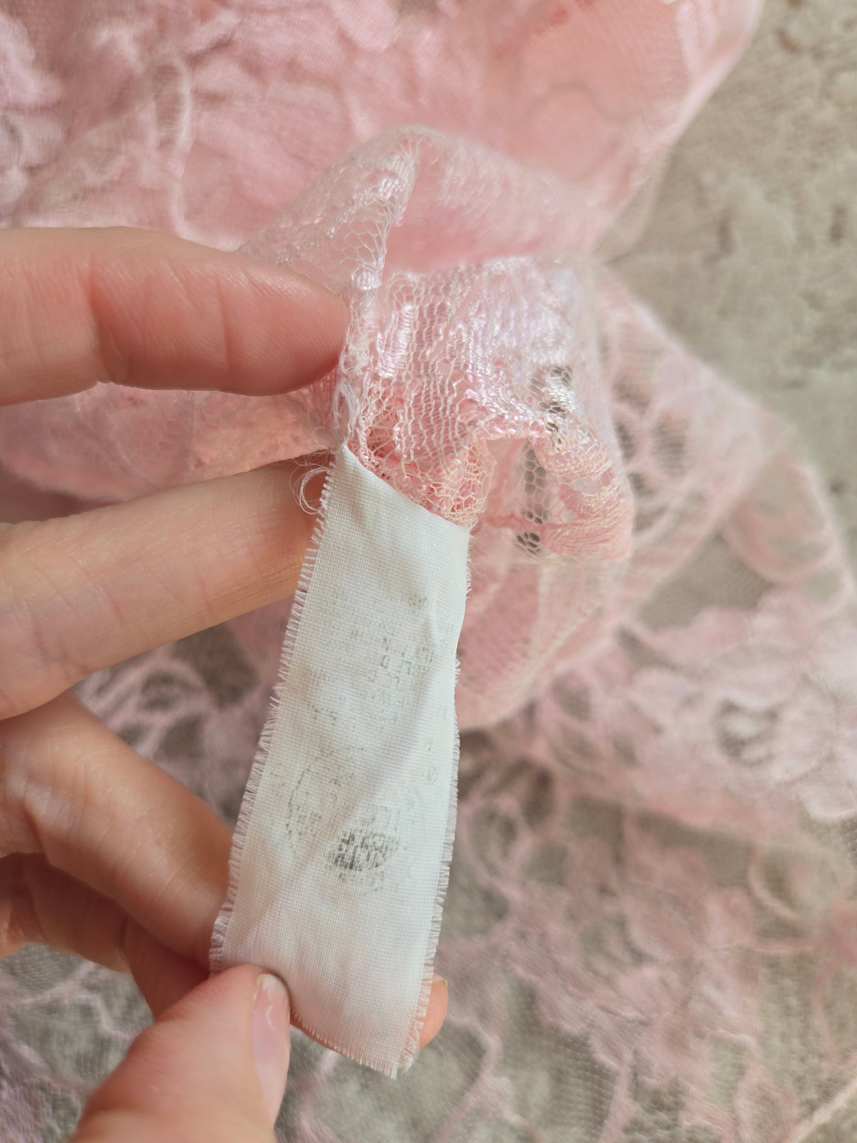 Vintage Miss Elaine Pink Lace Union Made Robe - M/L