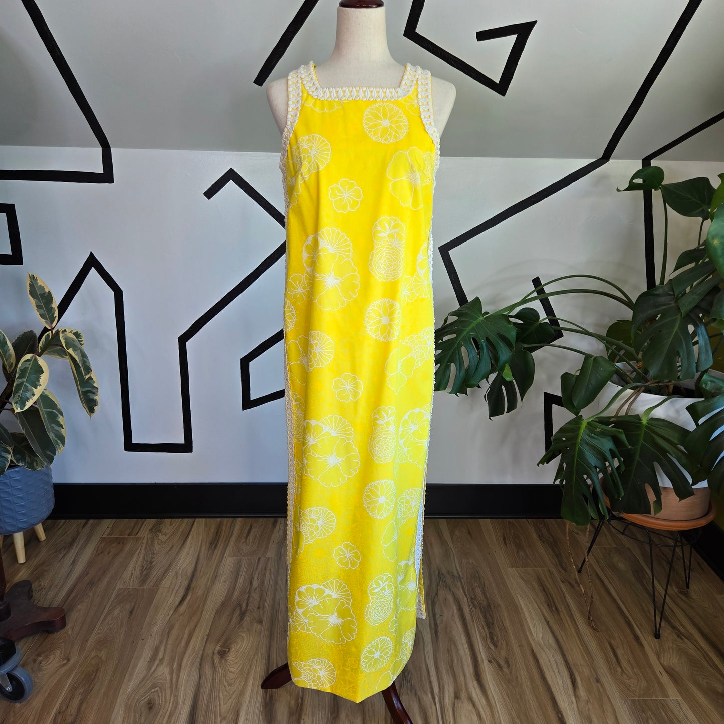 Vintage 1970s The Lilly by Lilly Pulitzer Inc Yellow Two Piece Set