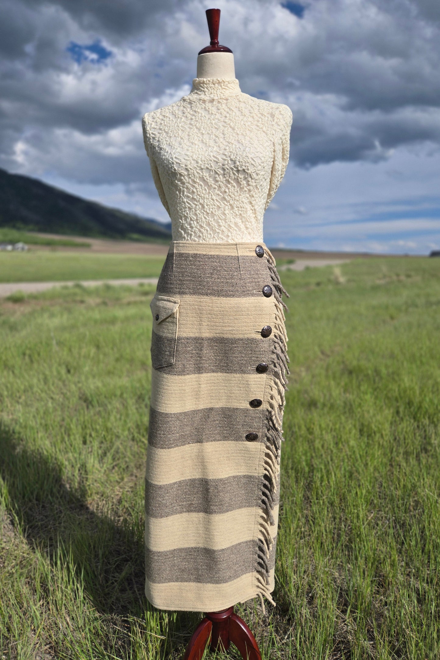 Gerard Vintage Wool Western Fringe Blanket Skirt - medium