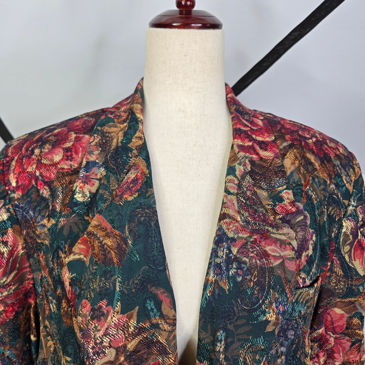 San Moire Vintage Floral Brocade Blazer - large