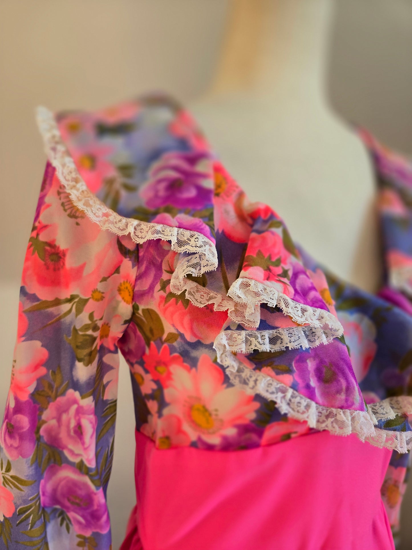 Vintage 1970s Hot Pink Flower Power Maxi Dress - medium