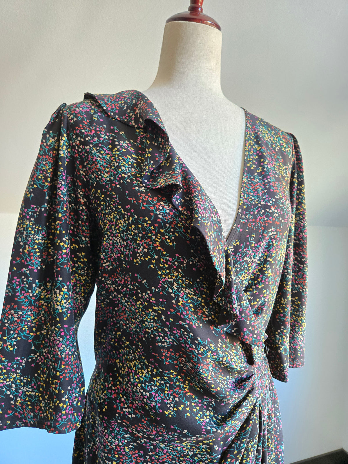 Parker Silk Floral Heart Print Wrap Dress - Medium