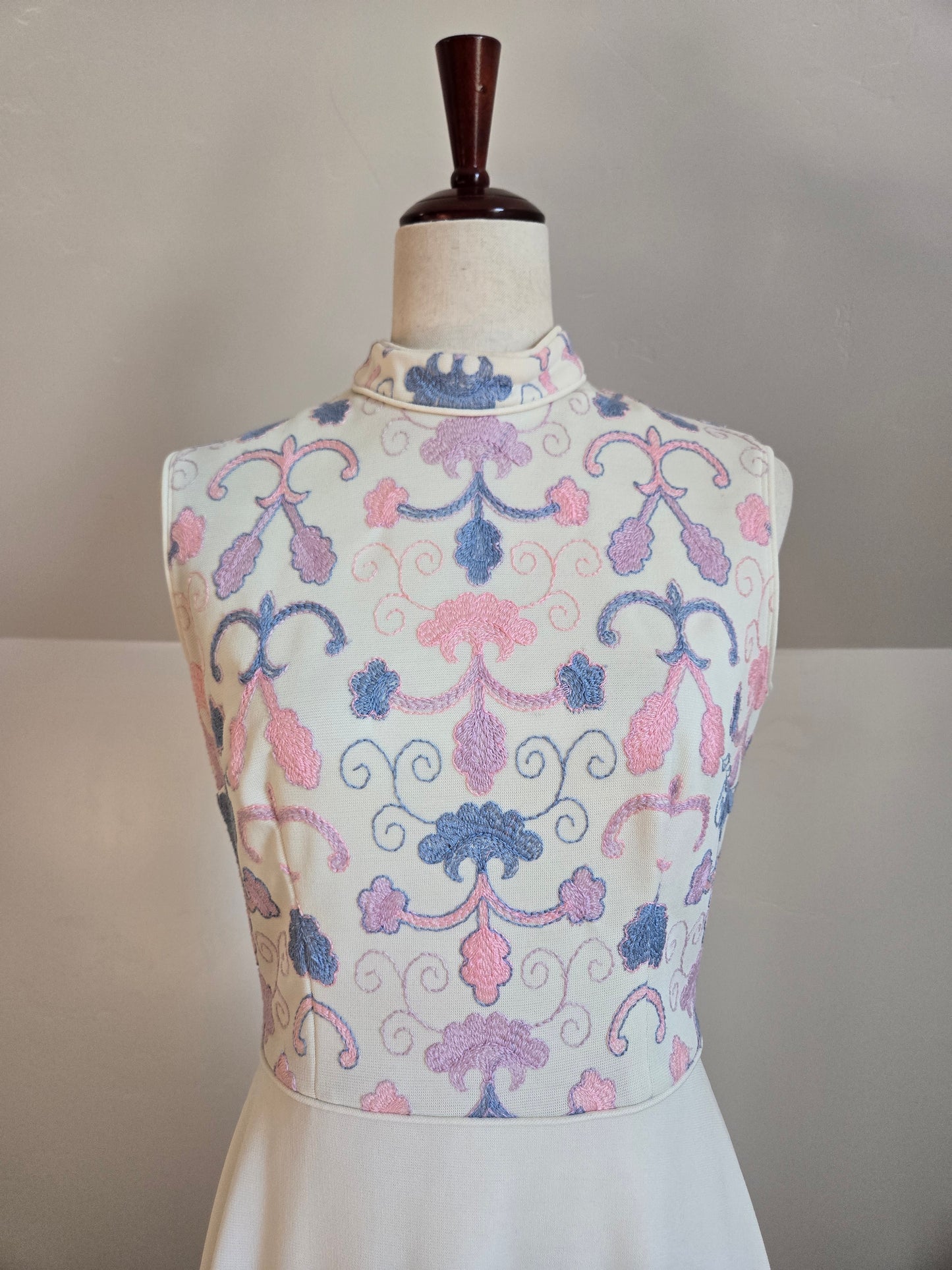 Vicky Vaughn Vintage 70s Maxi Dress - small/medium