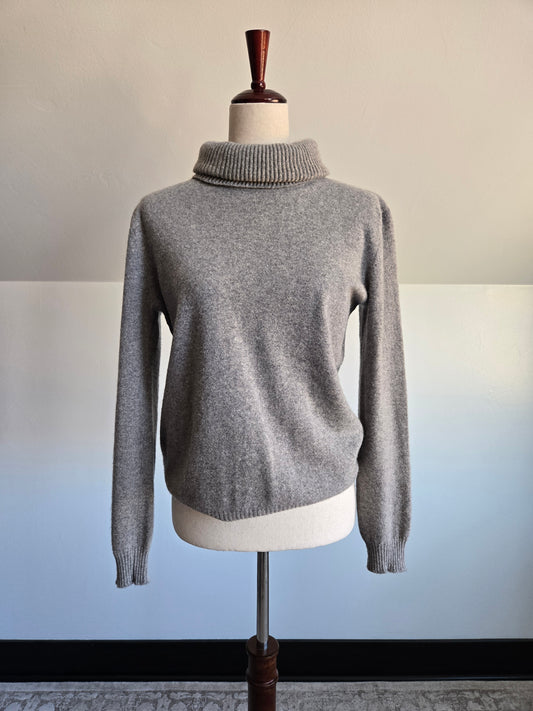 Vintage Robert Maynard Pure Scottish Cashmere Sweater - Medium