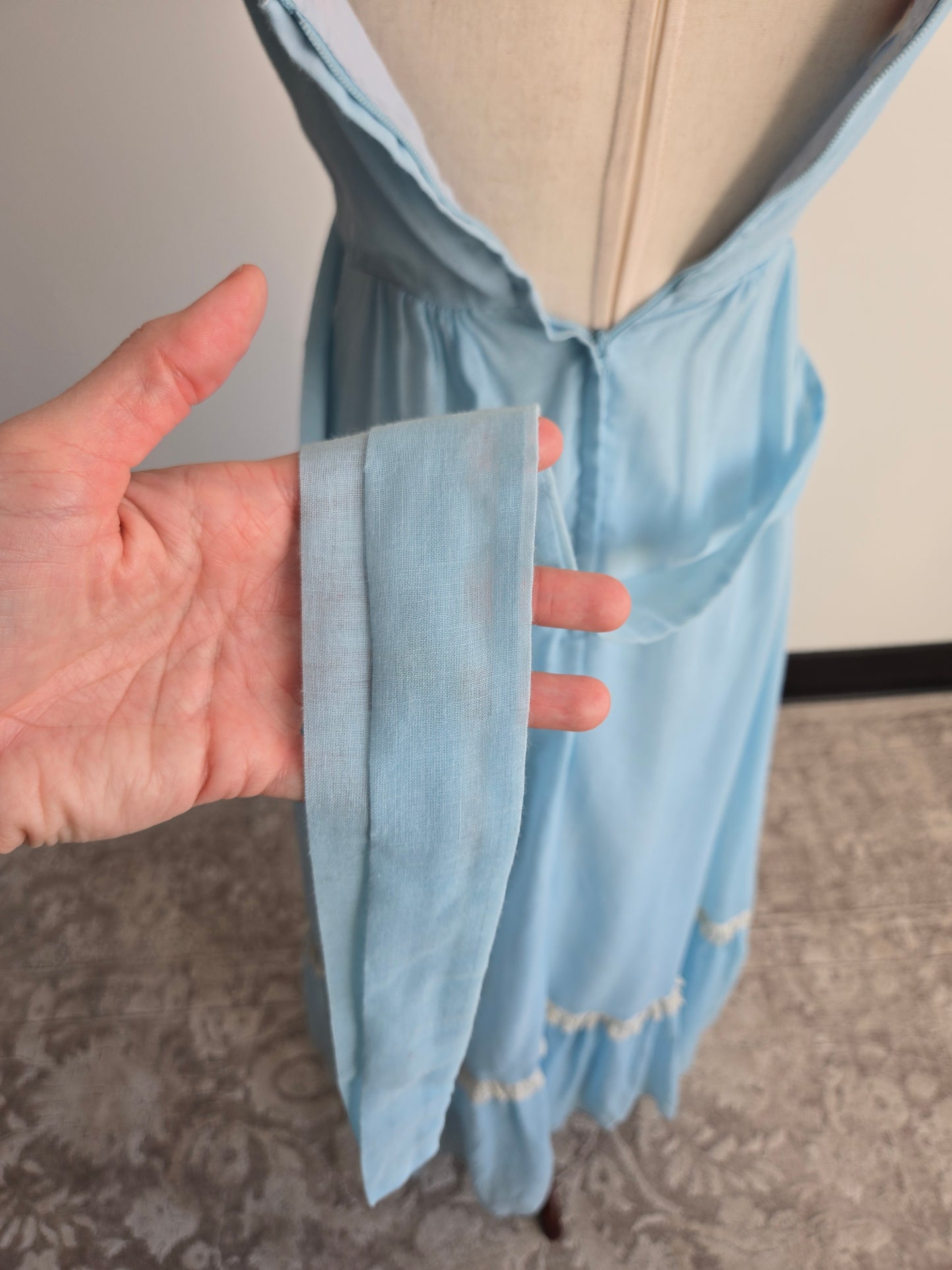 Candi Jones California Vintage 70s Baby Blue Lace Bib Prairie Dress - XS