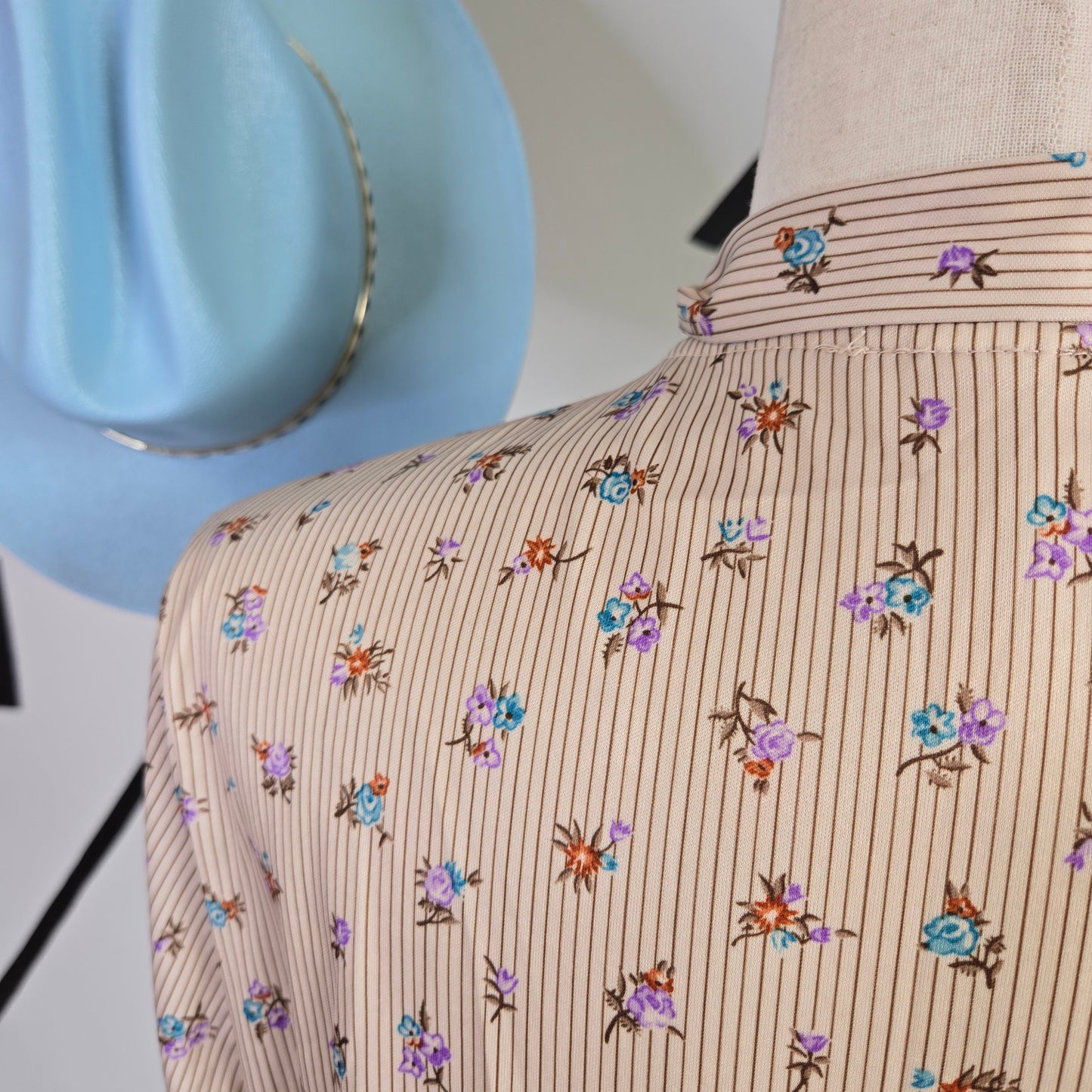 Vintage 1970s Micro Pinstripe and Floral Top with Neck Tie - large