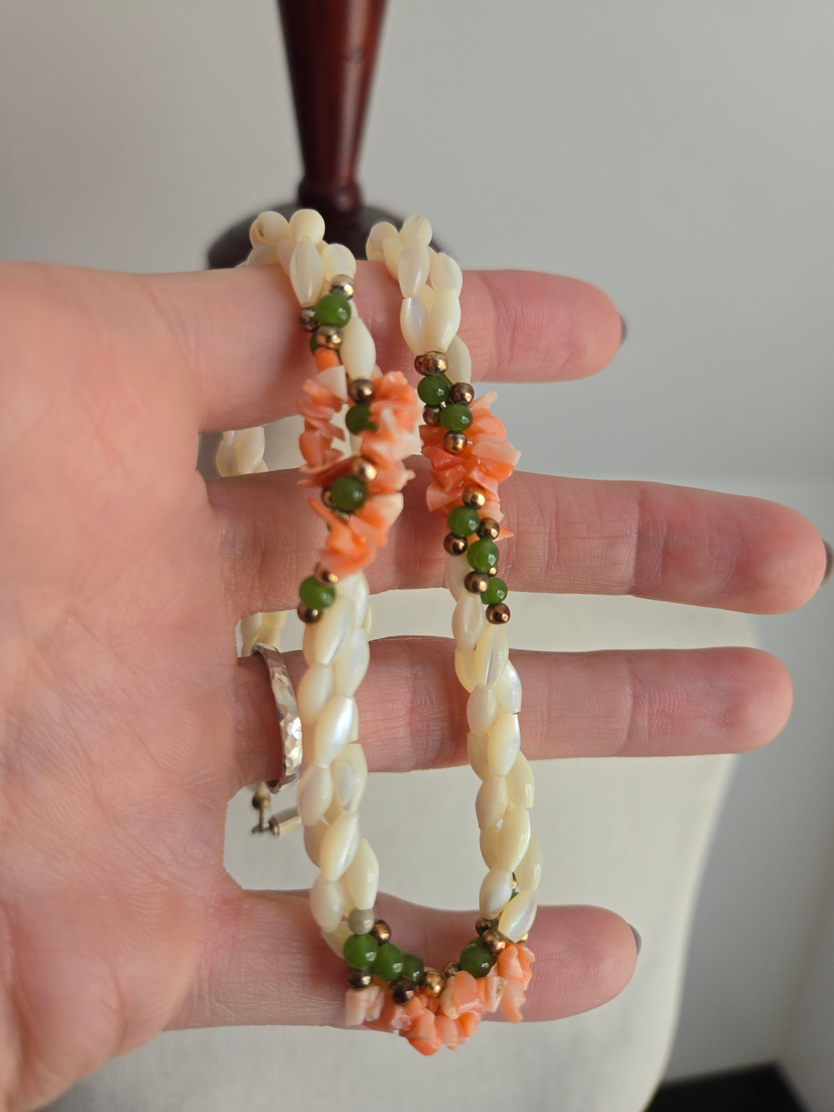 Vintage Mother of Pearl Floral Twisted Necklace