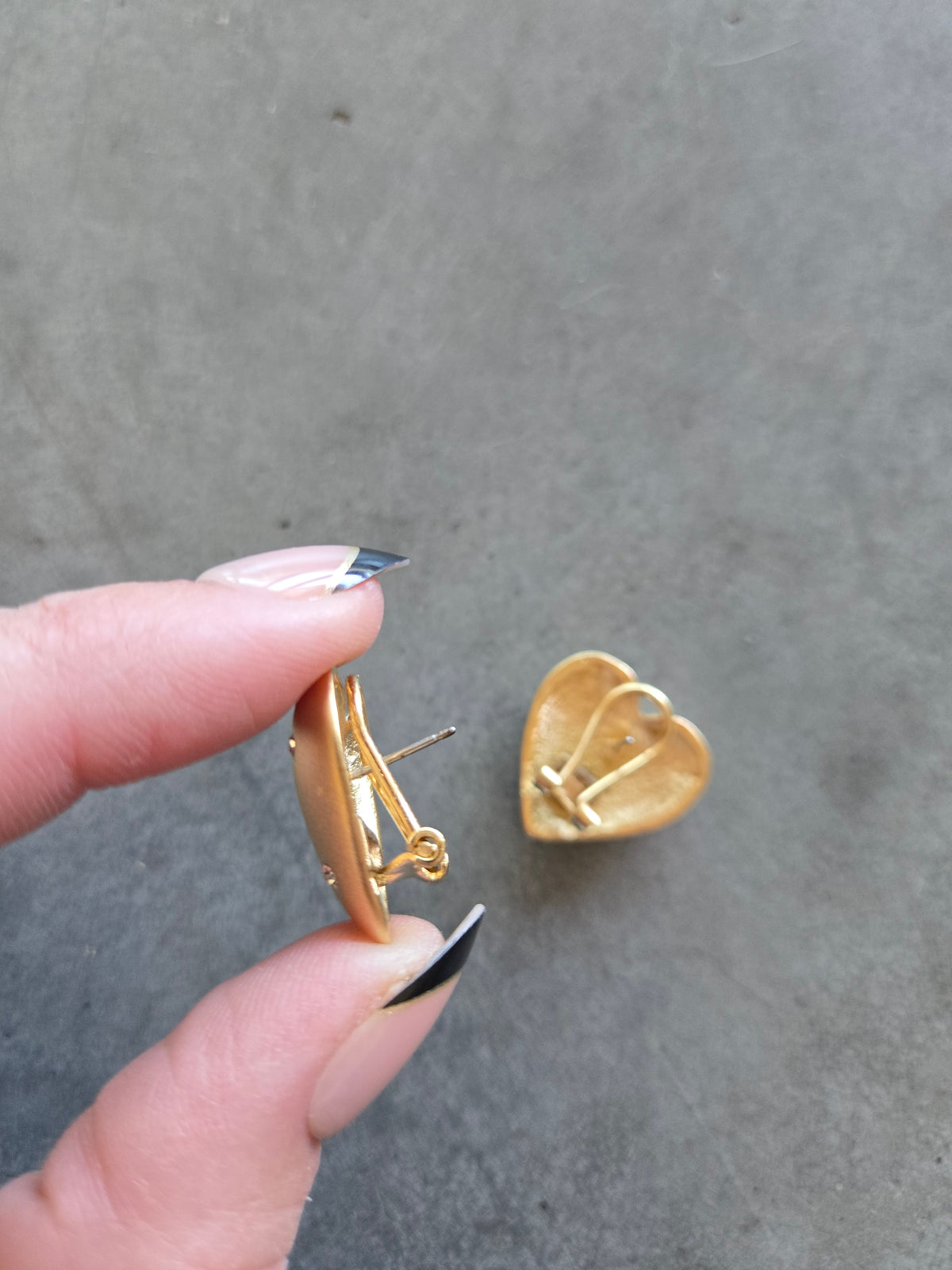 Vintage Matte Gold Heart and Rhinestone Earrings - Pierced