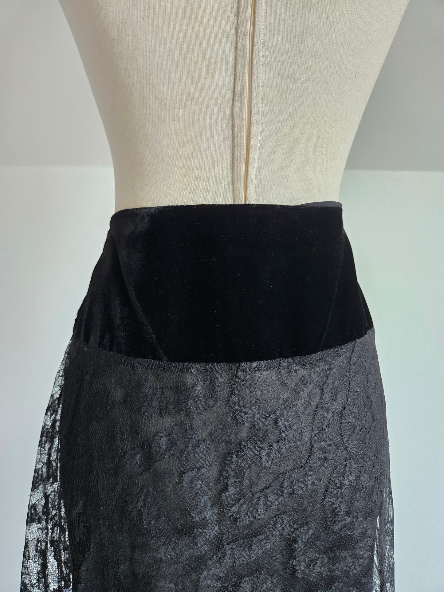 Blumarine Made in Italy Designer Lace and Velvet Skirt - Small