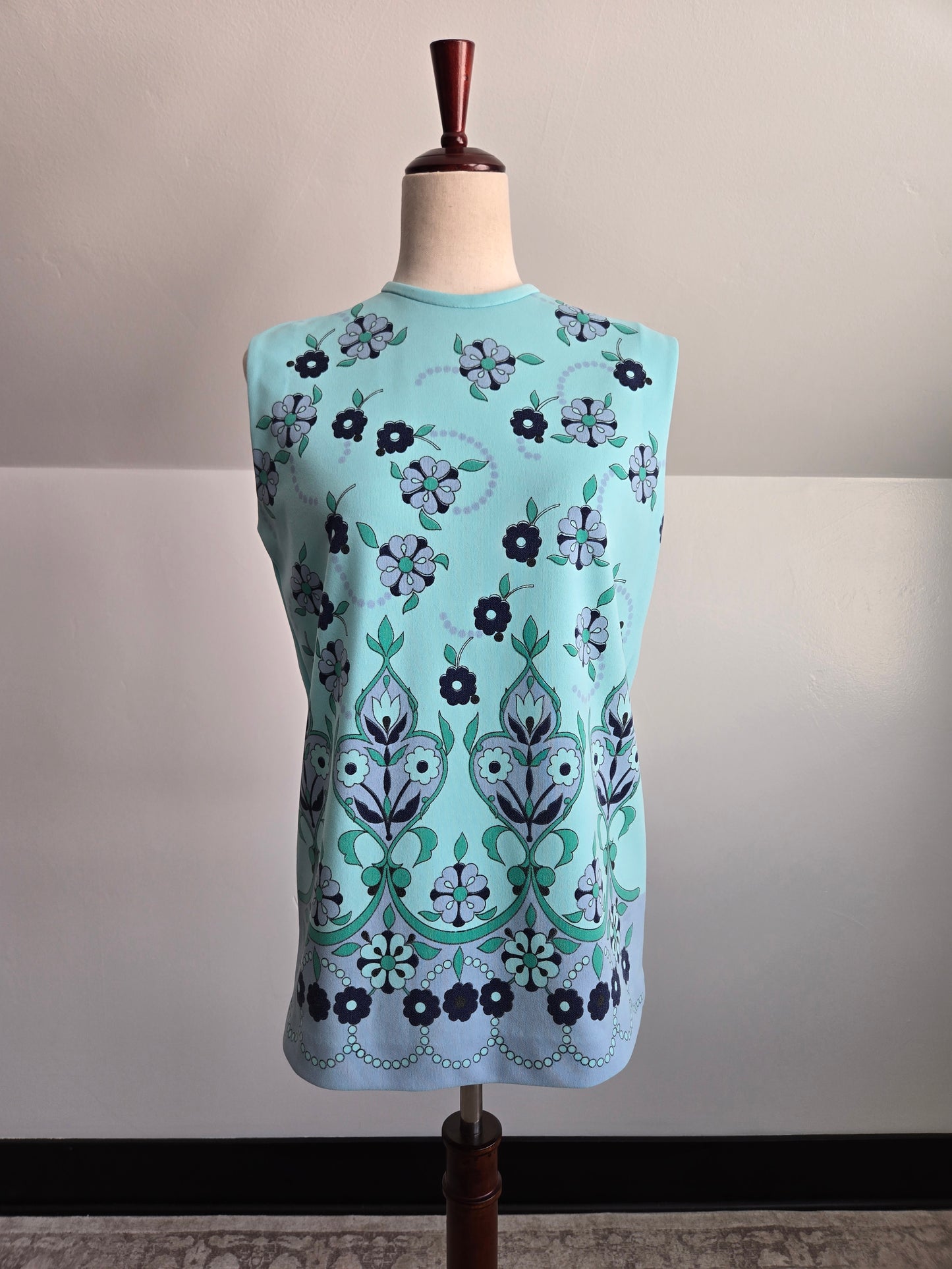 Vintage 1970s Novelty Tank - medium