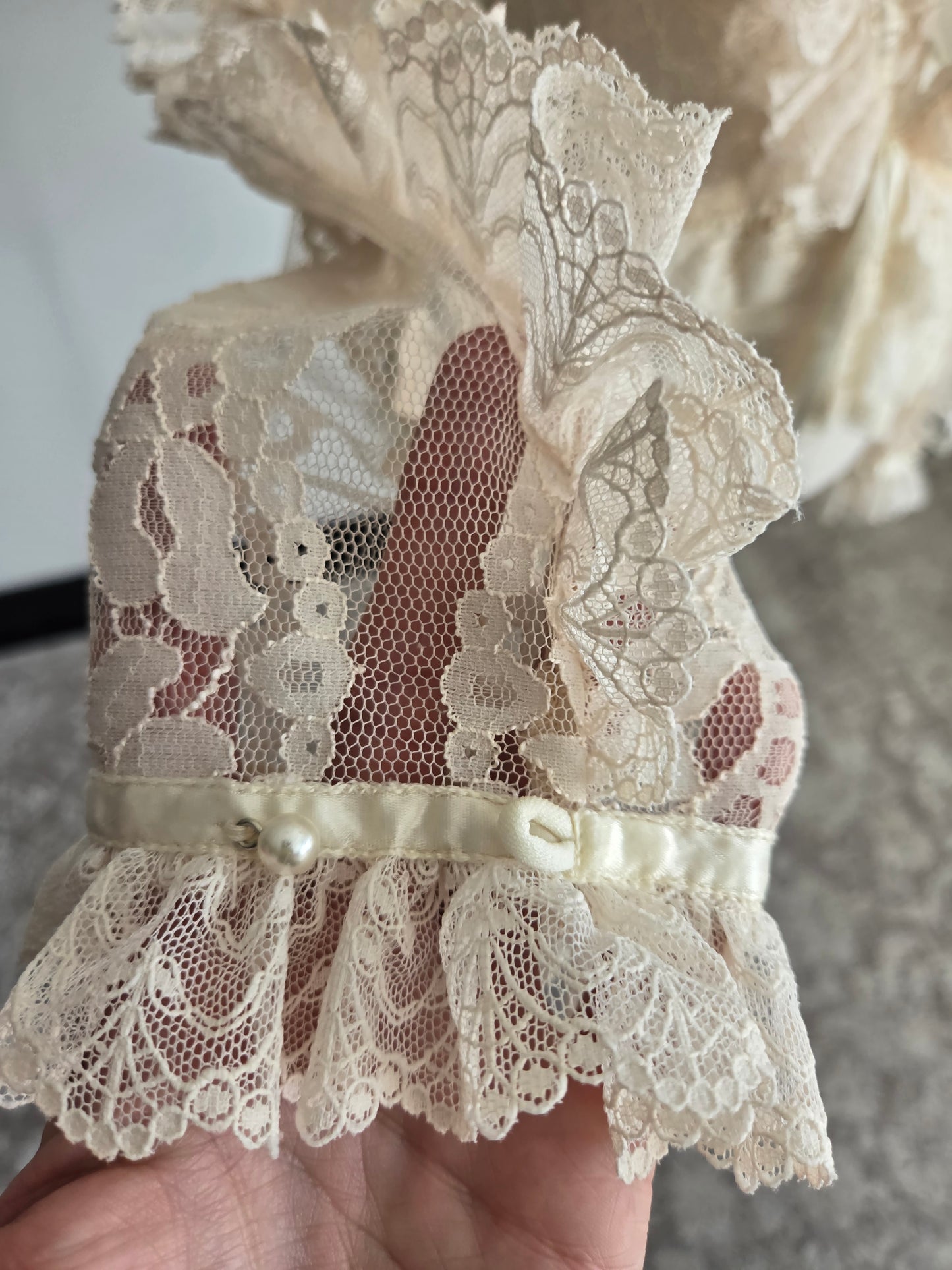 RARE! Vintage Dimensional Lace Blouse - Medium