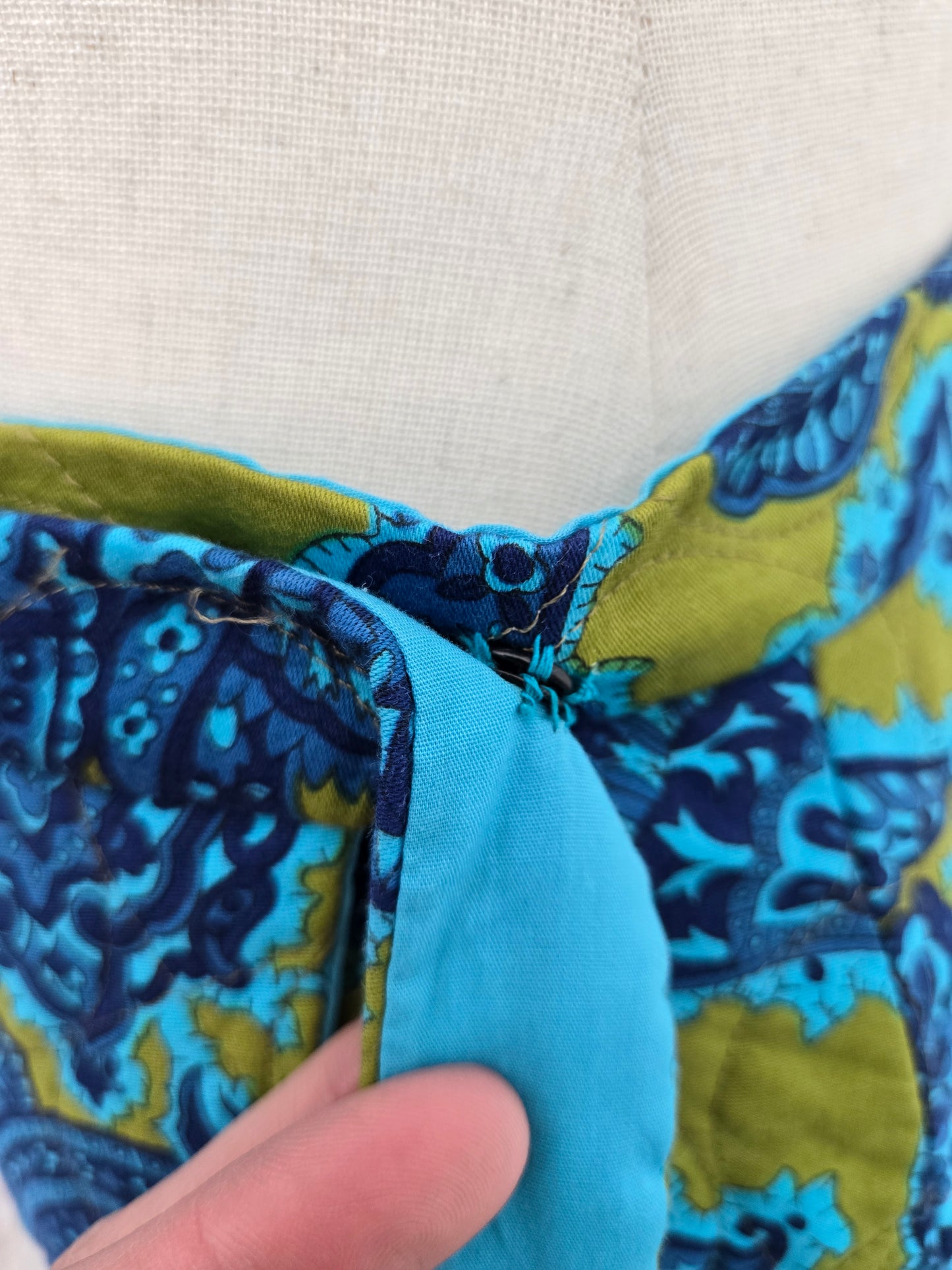 Vintage 1970s Quilted Wrap Skirt - W28"+