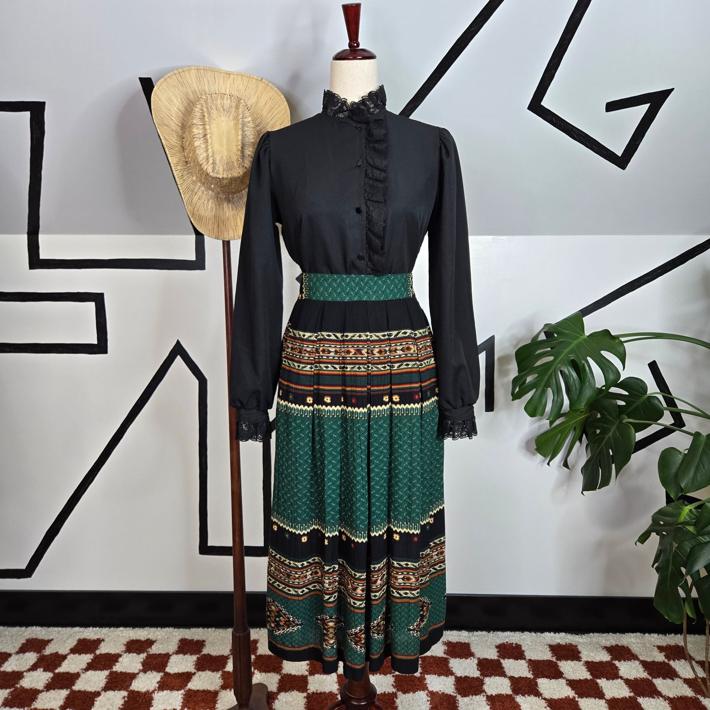 Petite Sophisticate Vintage Western Midi Skirt - Medium
