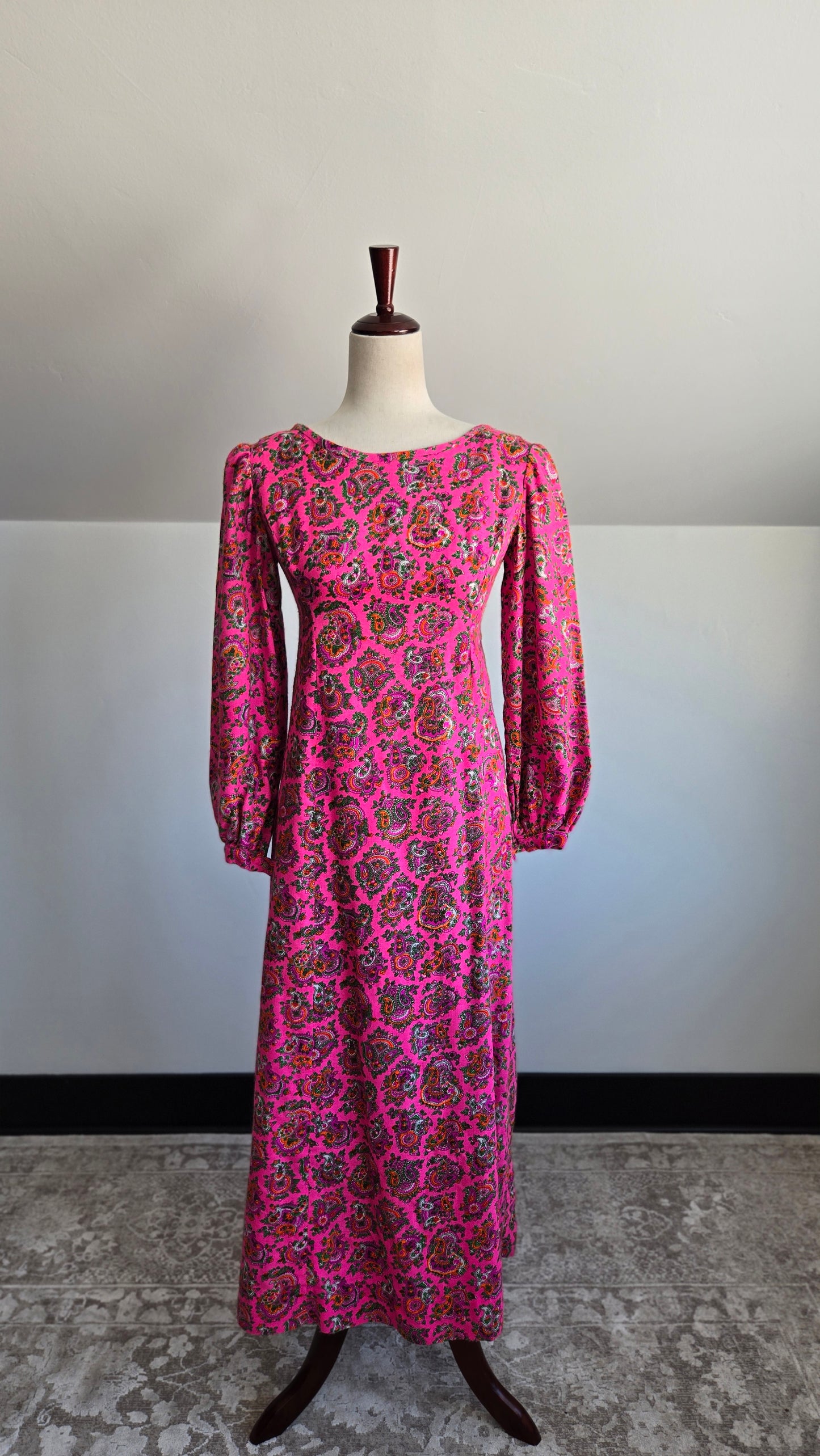 Vintage Pink Paisley Brushed Acrylic Dayglo Print Dress - XS/S