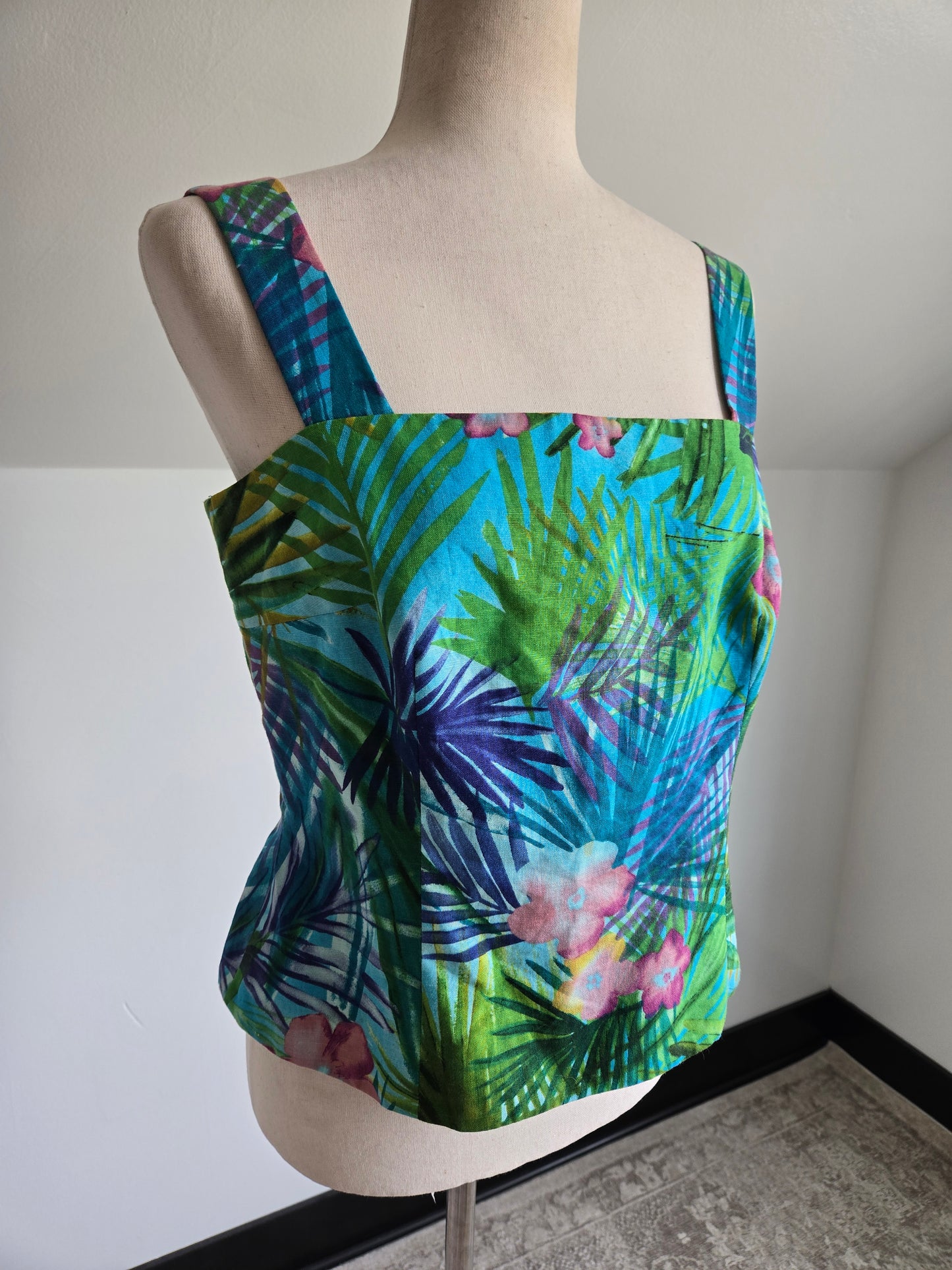 Maggy London Cotton/Linen Floral Tank