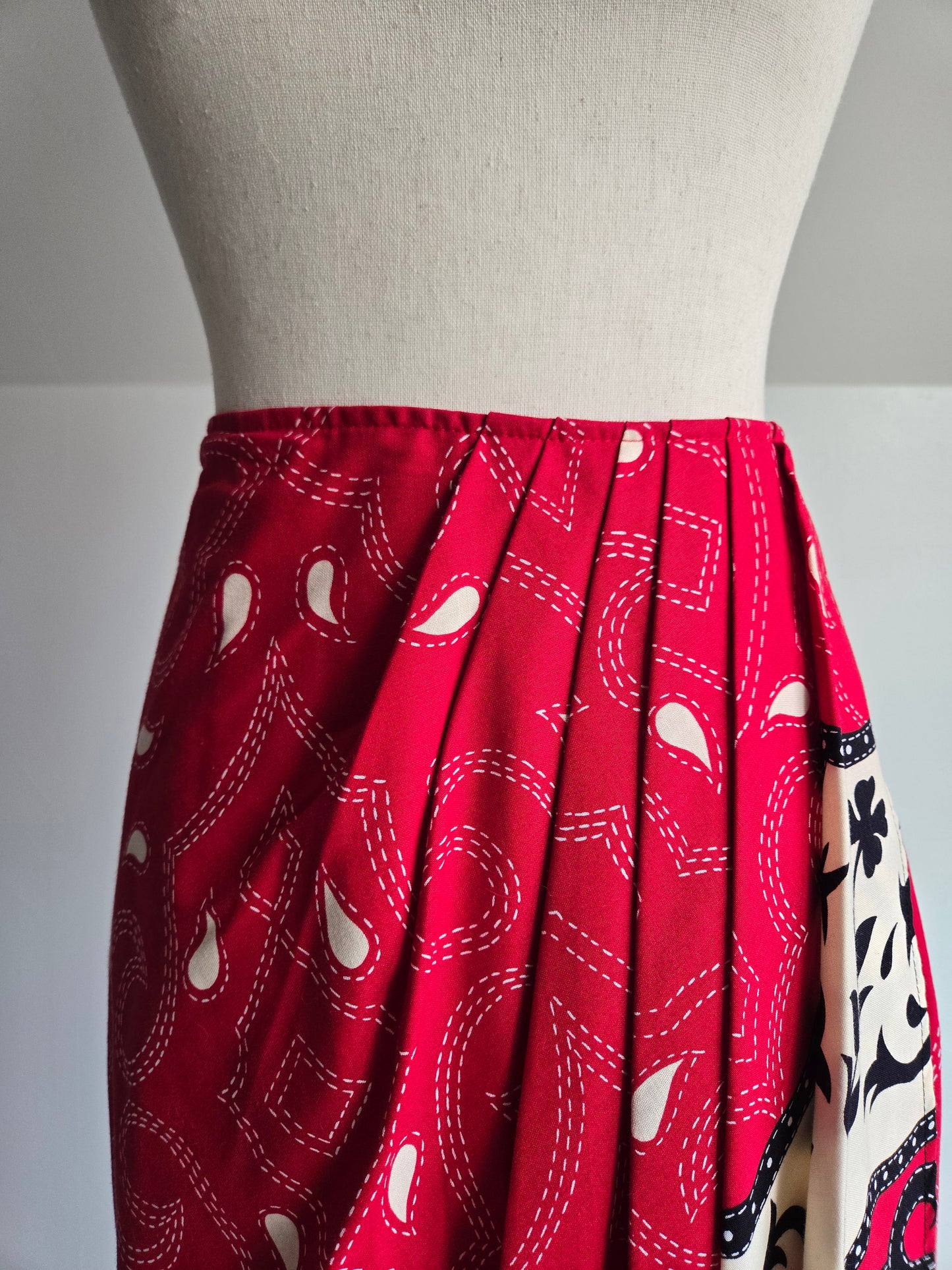 Circle T by Marilyn Lenox Western 100% Cotton Skirt - XS