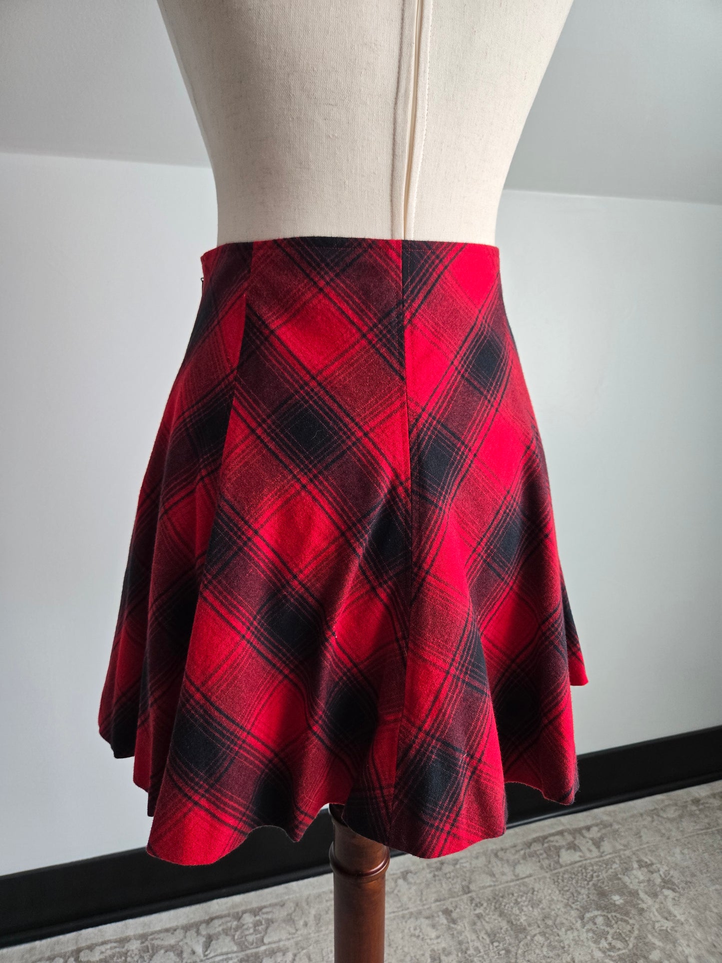 Polo Ralph Lauren Cotton/Wool/Silk Short Red Plaid Skirt - W30"