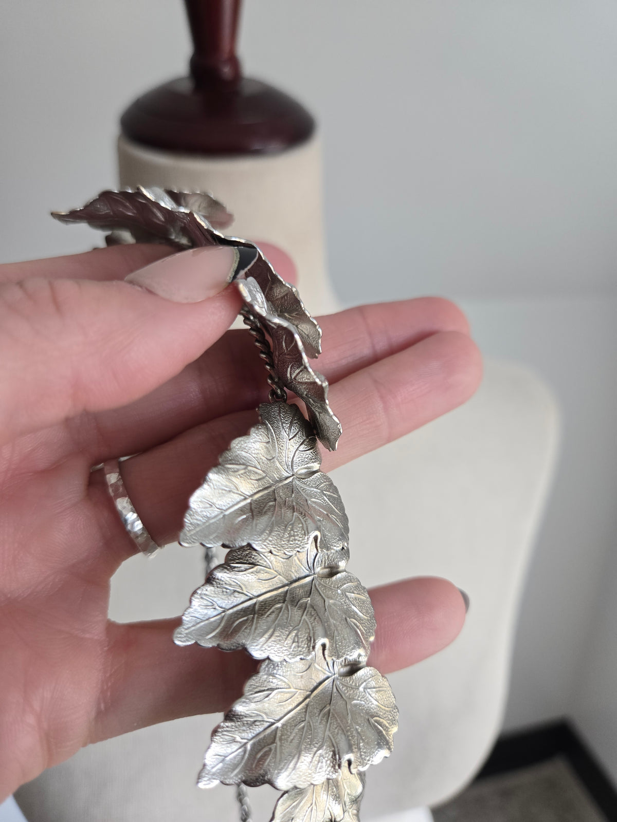 Vintage Intricate Silver Leaf Necklace