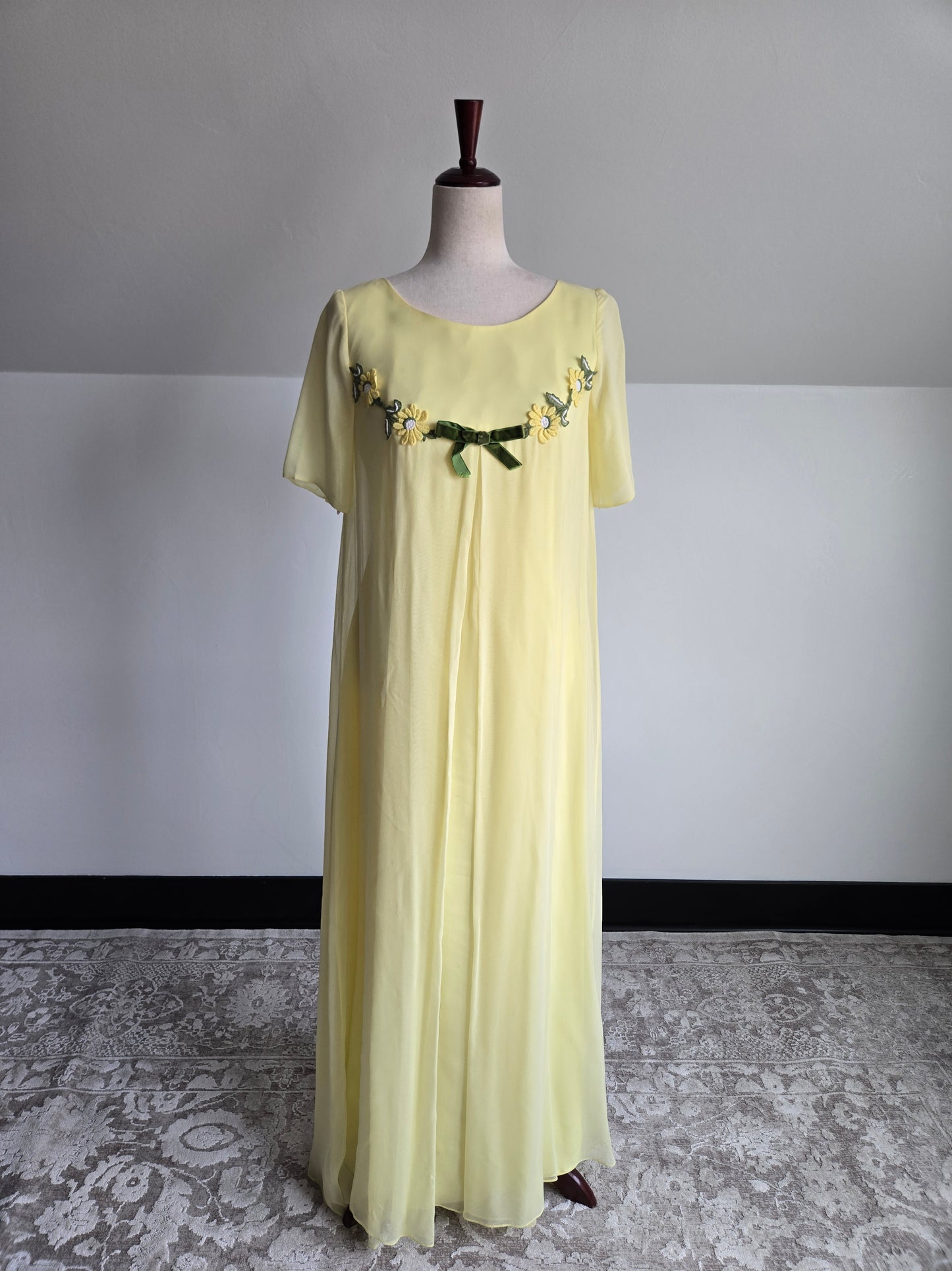 Jaks 1960s Yellow Chiffon Formal Dress with Velvet Bow - medium