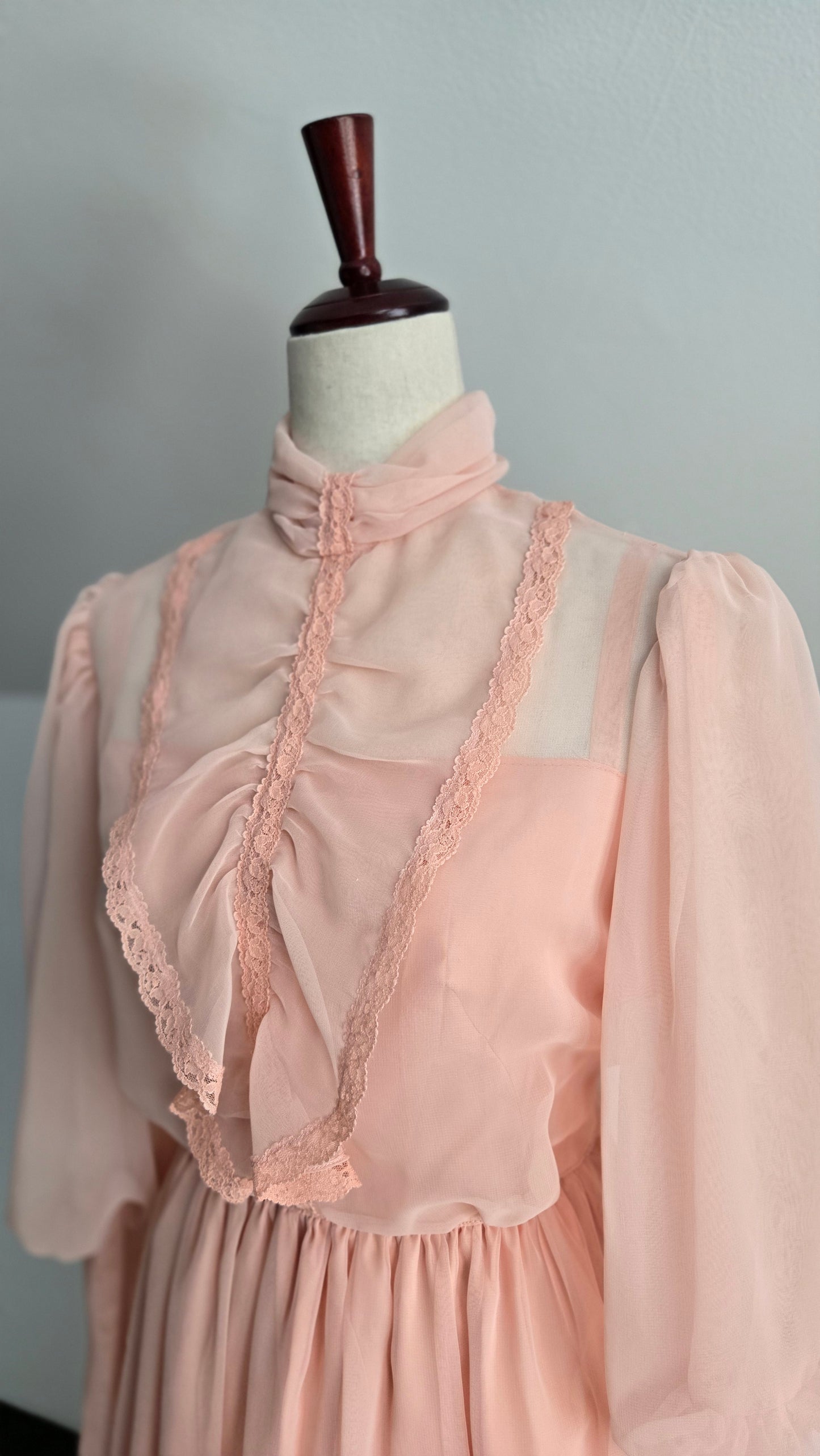 Peachy Pink 1970s Vintage Edwardian Style Dress - small