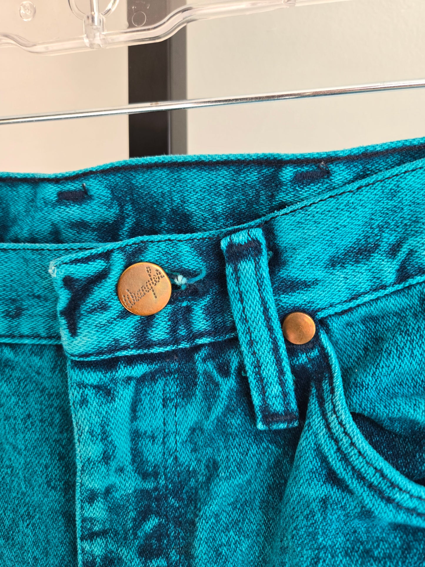 Turquoise Made in USA Vintage Wranglers - W25-26"