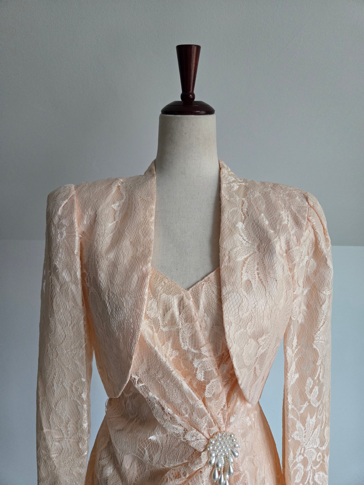 New Leaf Vintage 80s Peach Lace Dress and Pearl Bolero - Small