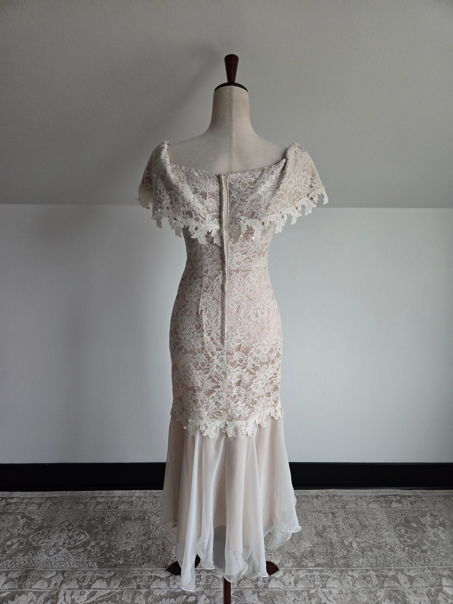 French Lace California Lace Formal Dress - XS/S