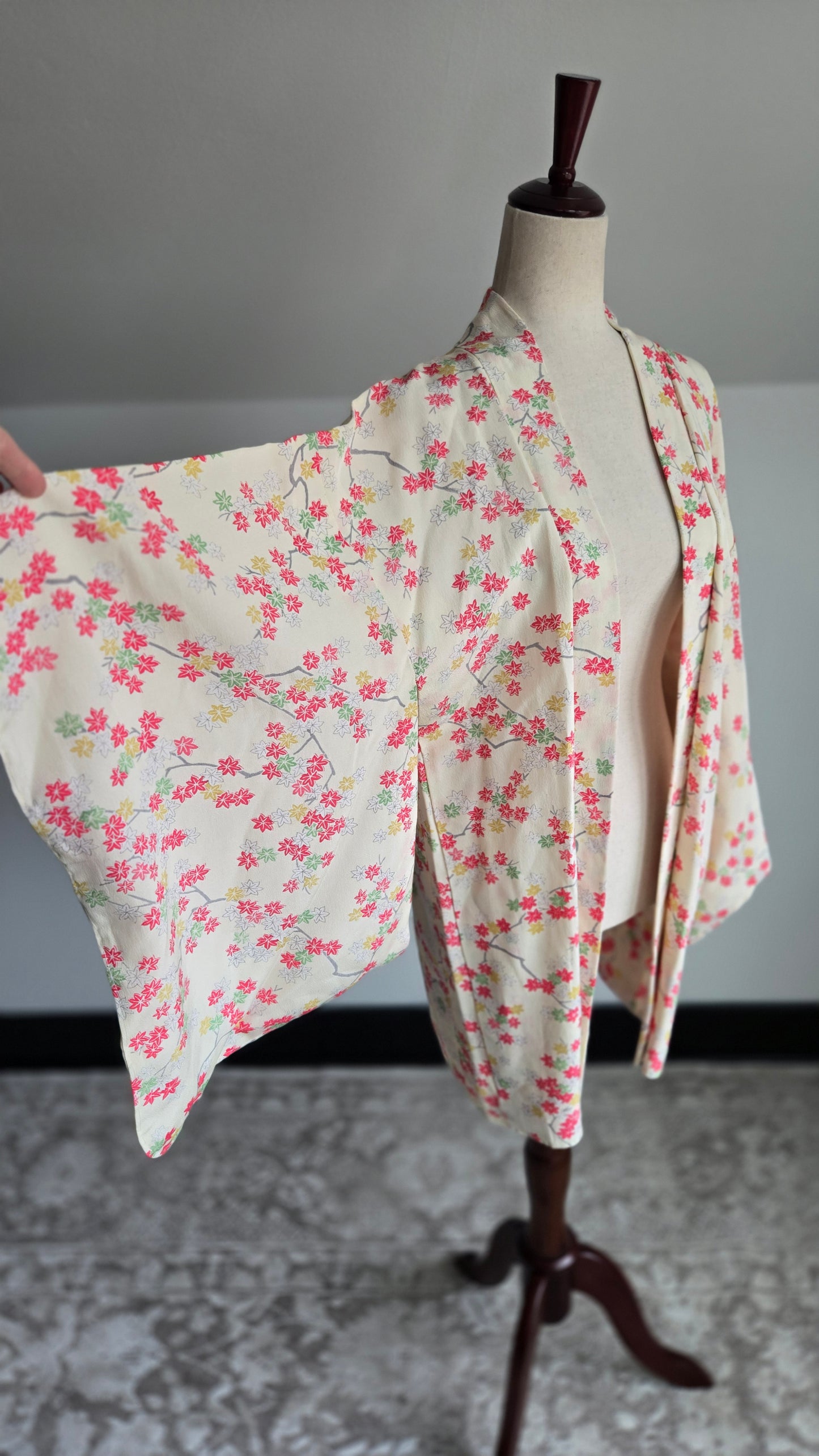 Authentic Silk Japanese Short Kimono - L/XL