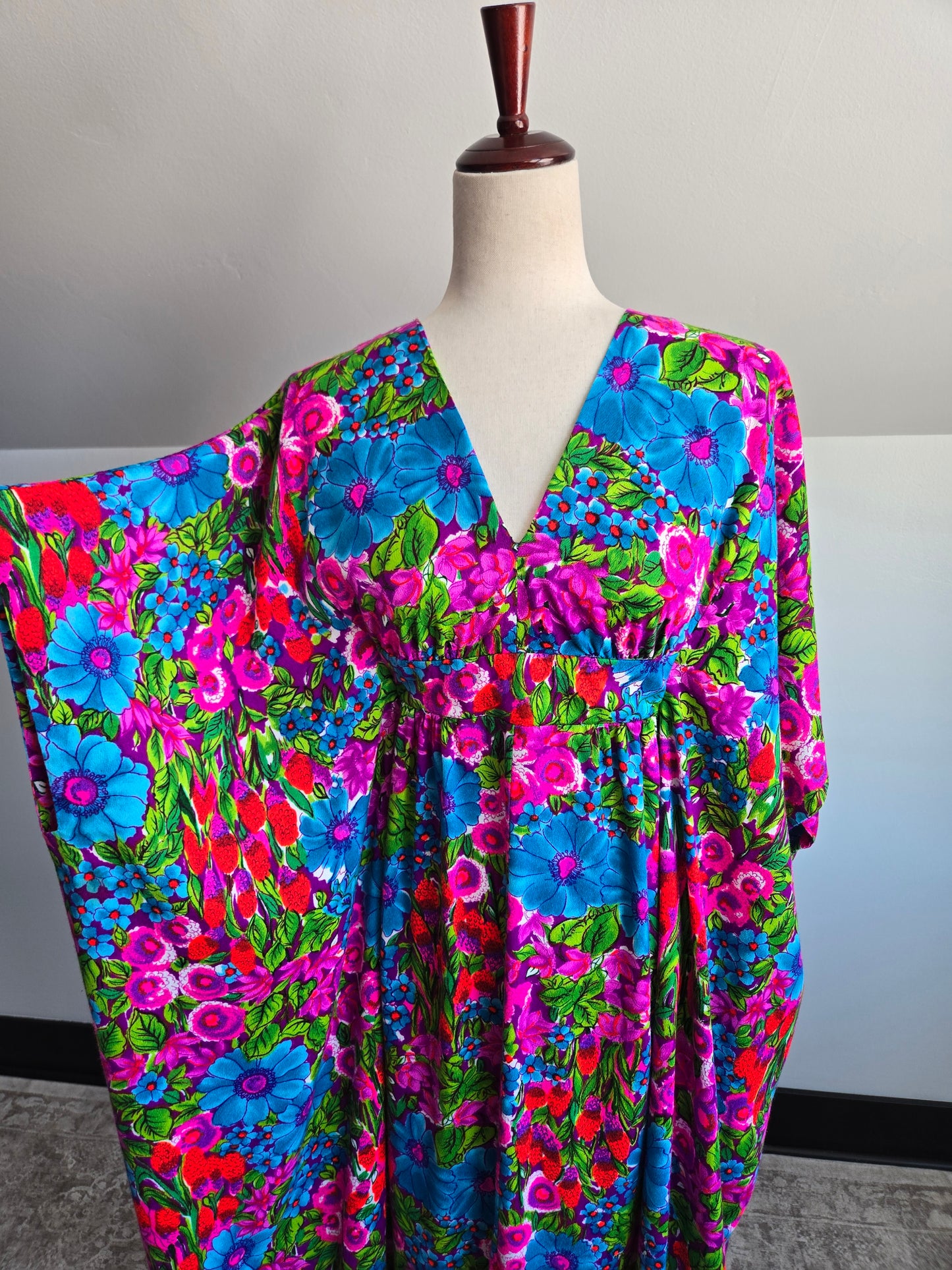 Ter-She Vintage Barkcloth Dayglo Print Floral Caftan - OS