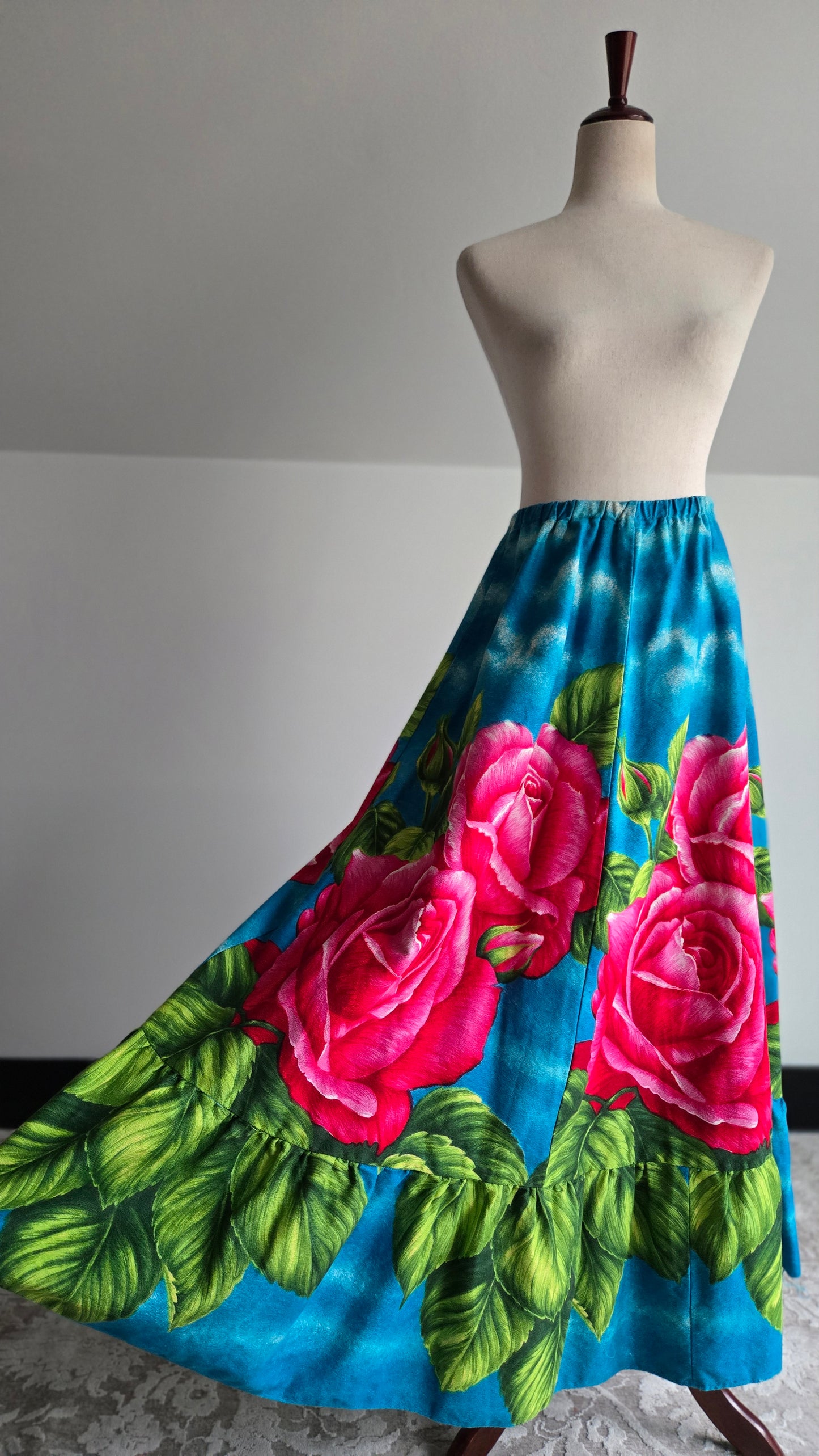 Vintage Barkcloth Large Flower Skirt - XS-M