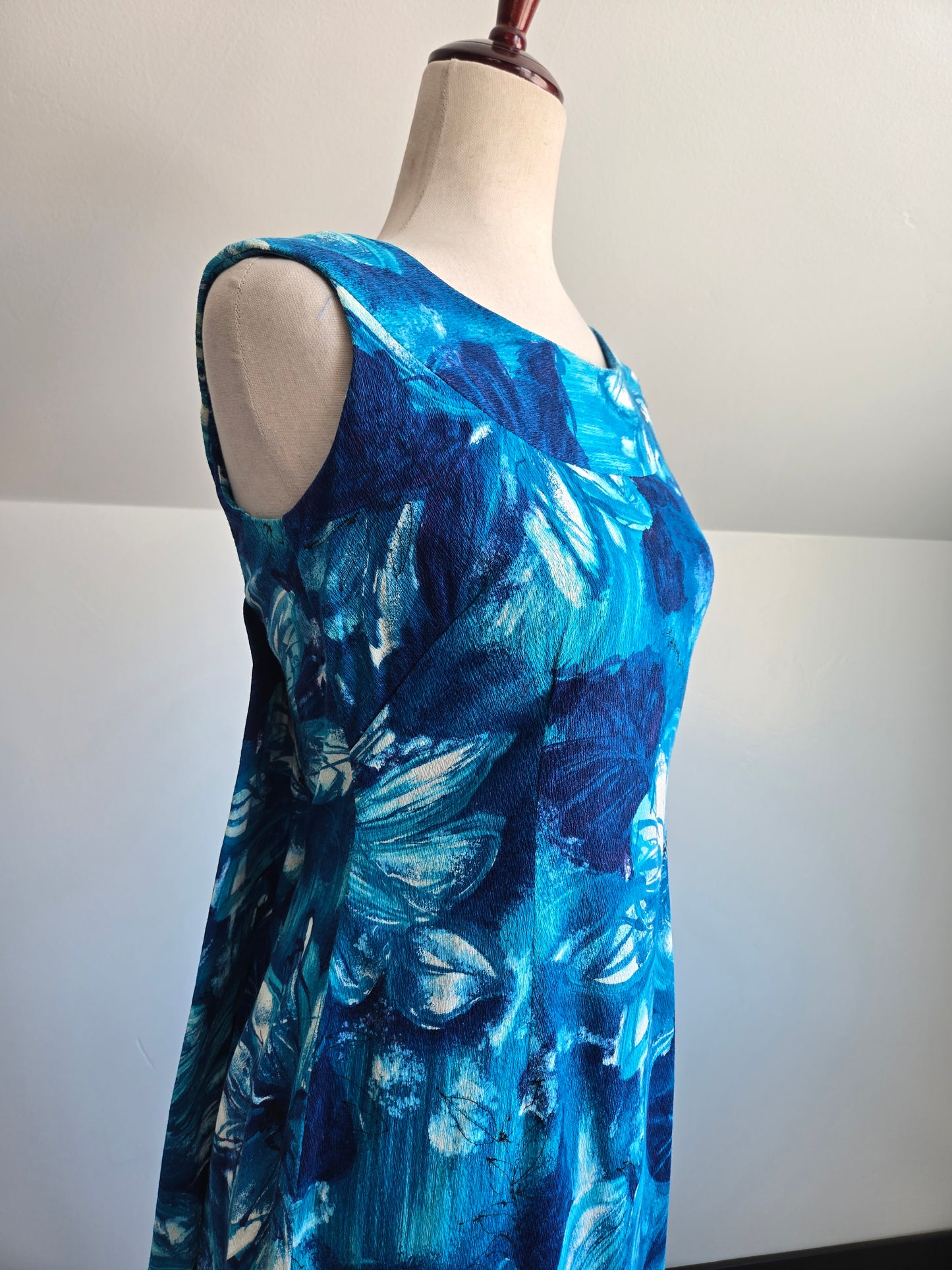 Royal Hawaiian Barkcloth Blue Floral Made in Hawaii Dress - Small