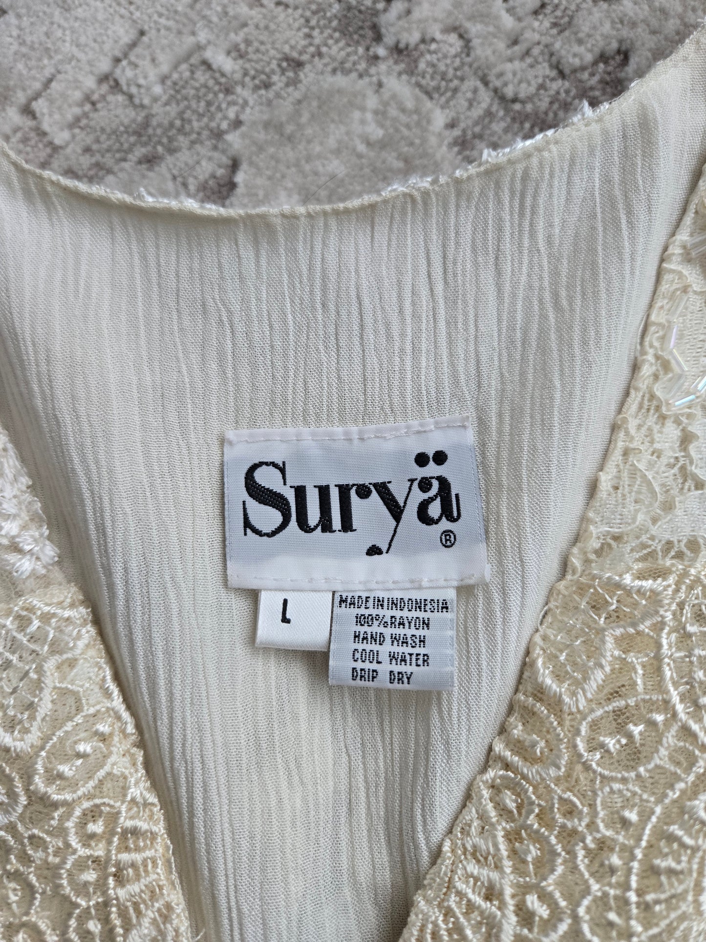 Surya Vintage White Lace Two Piece Pant Set - medium