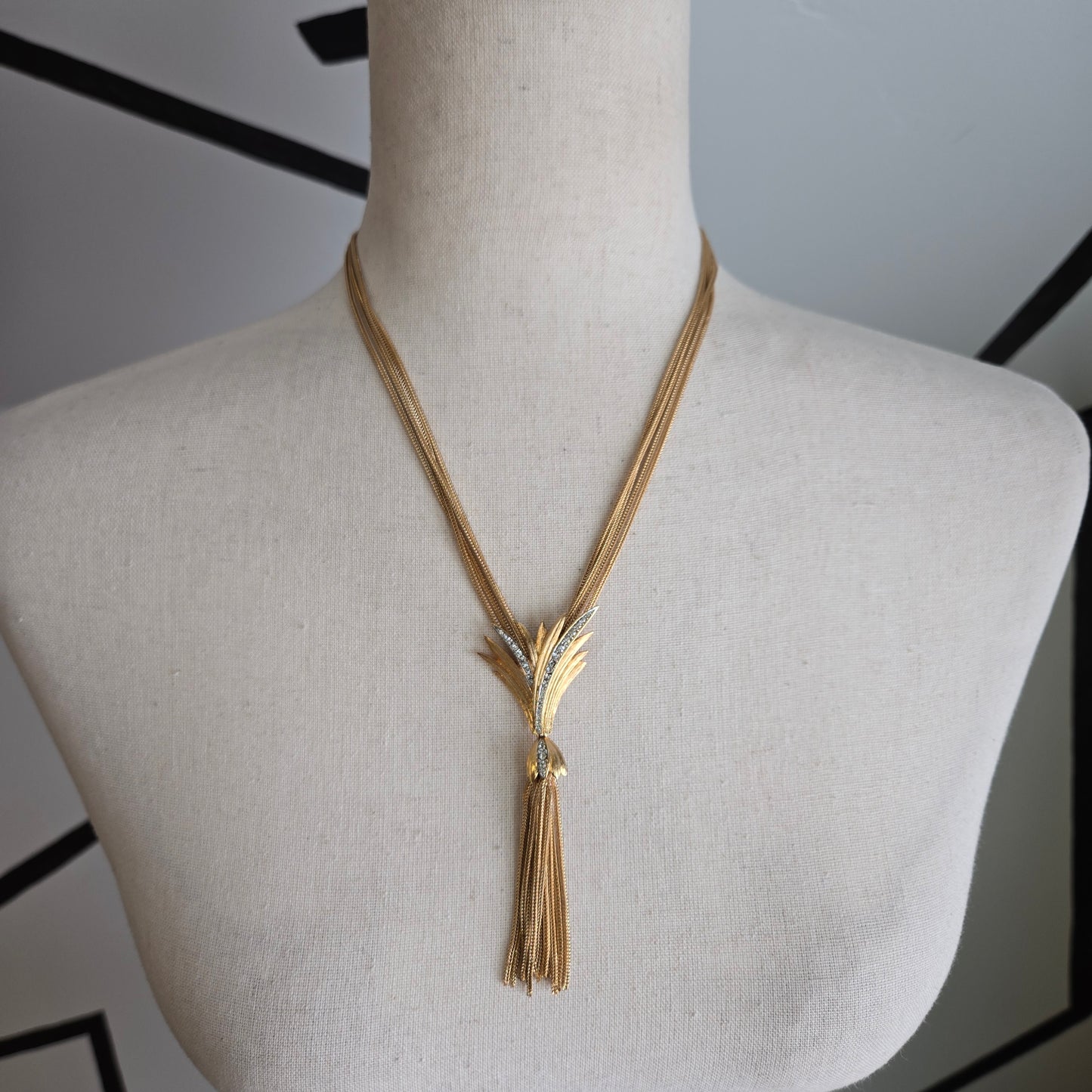 Rare Vintage Kramer 1960s Regal Necklace