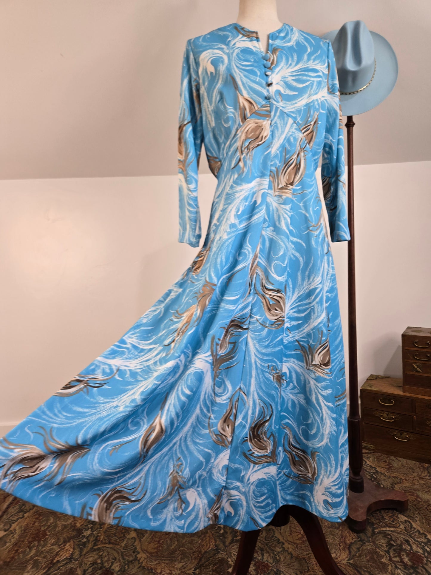 Sears Vintage 60s Blue Feather Print Dress - large