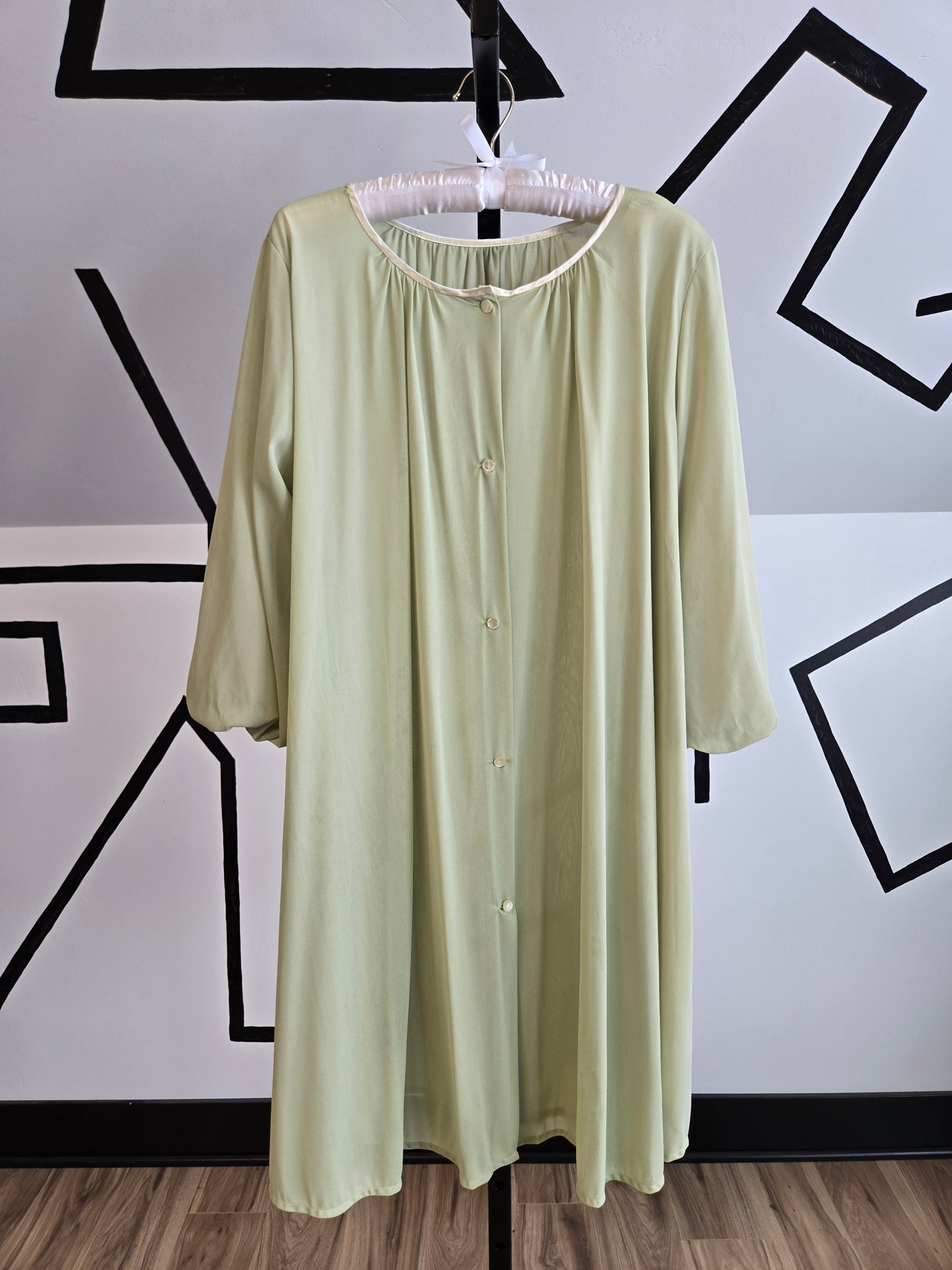 Carol Brent Vintage 60s Chiffon Light Green House Coat - medium