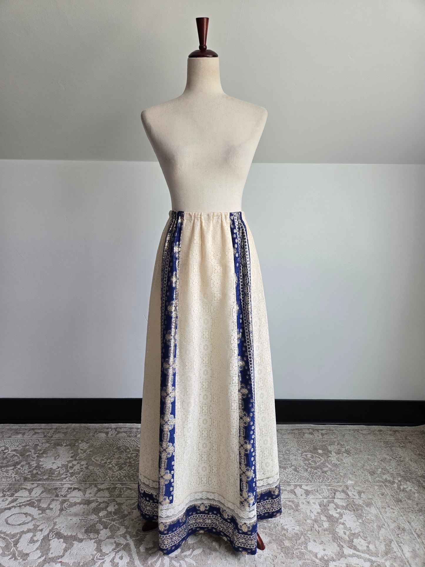Tumbleweeds from the West 1970s Vintage Lace Maxi Skirt - W25-33"