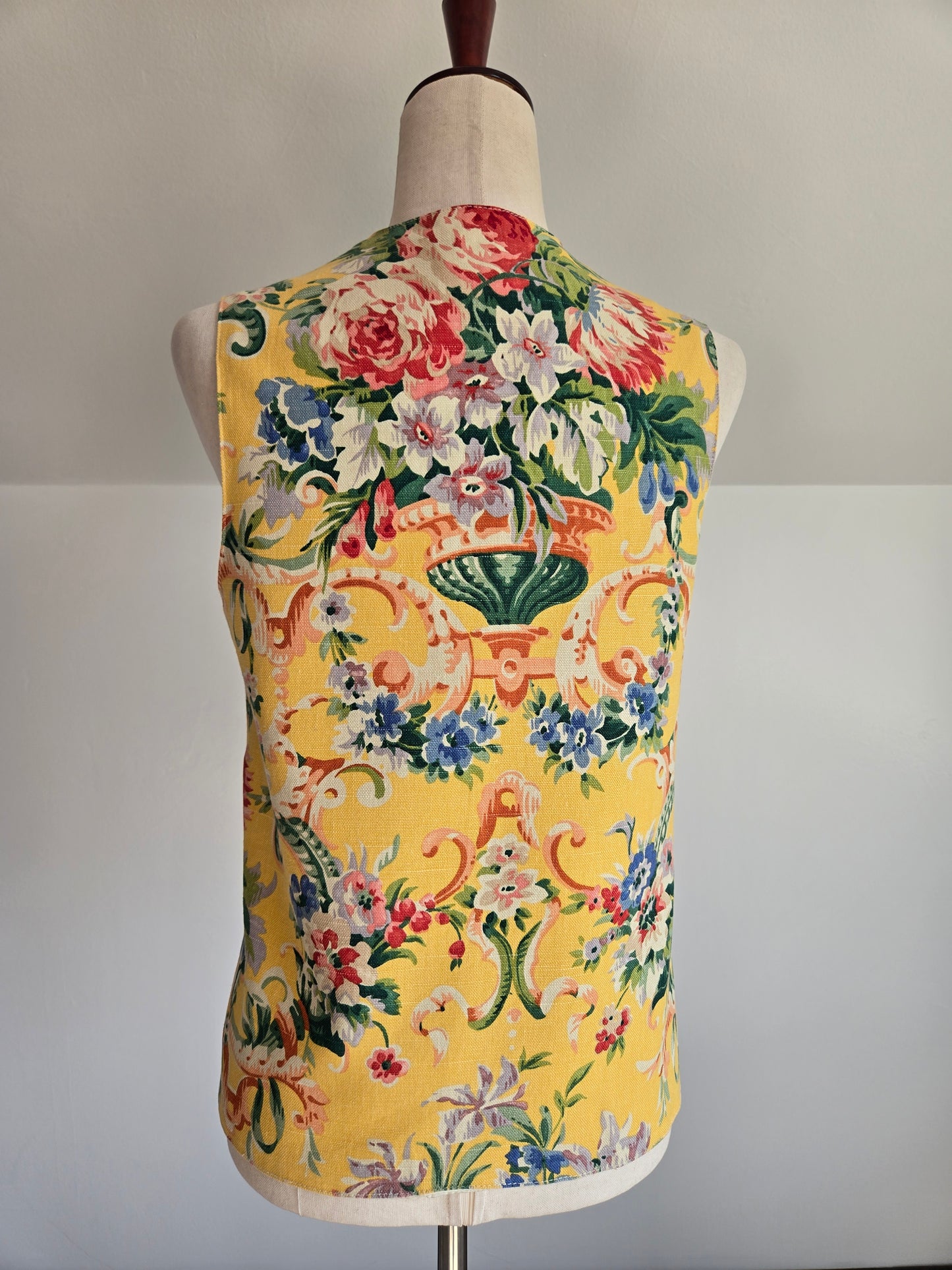 E Claire Vintage Cotton Floral Vest in Yellow - S/M